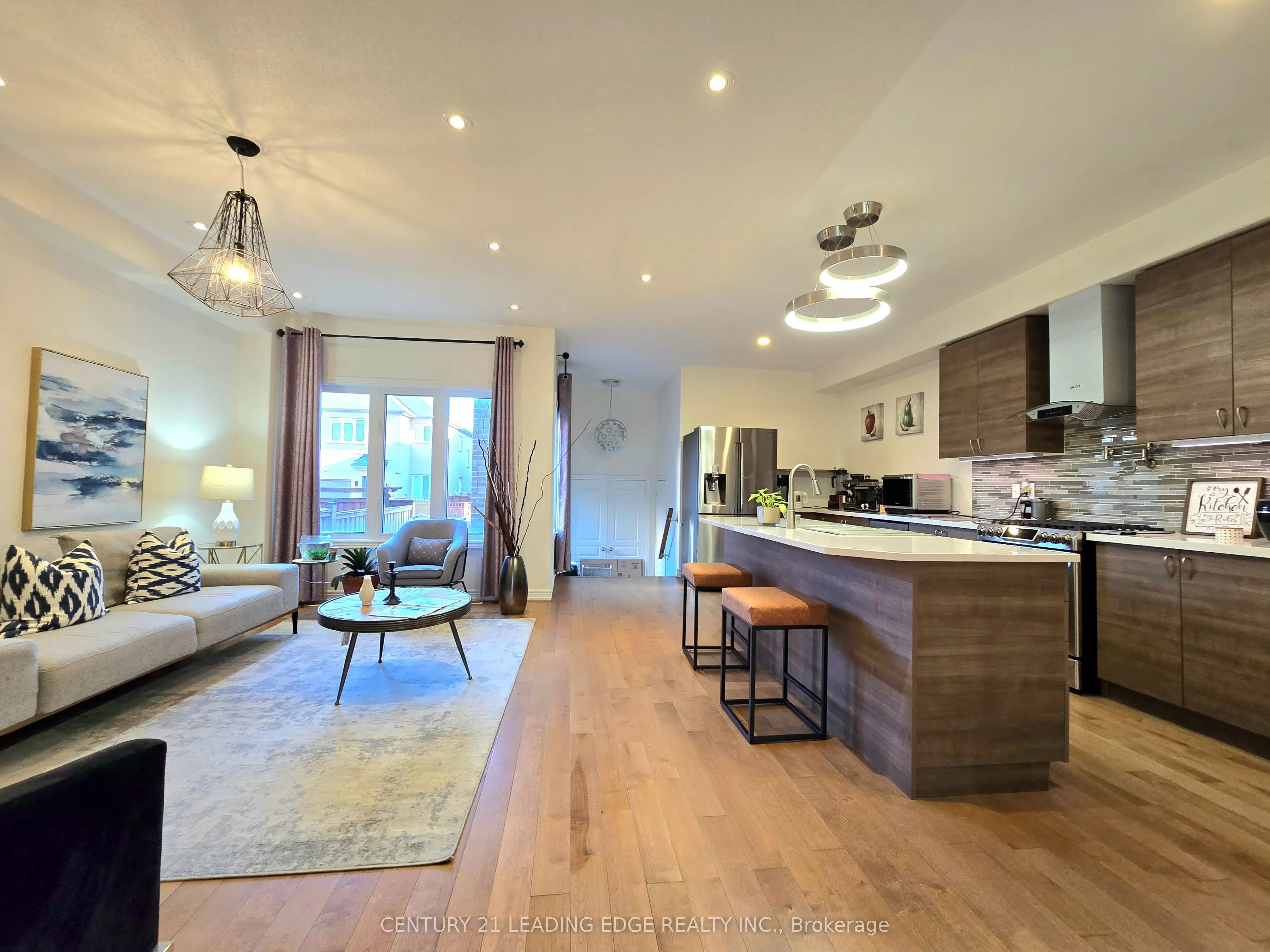 483 William Forster Road