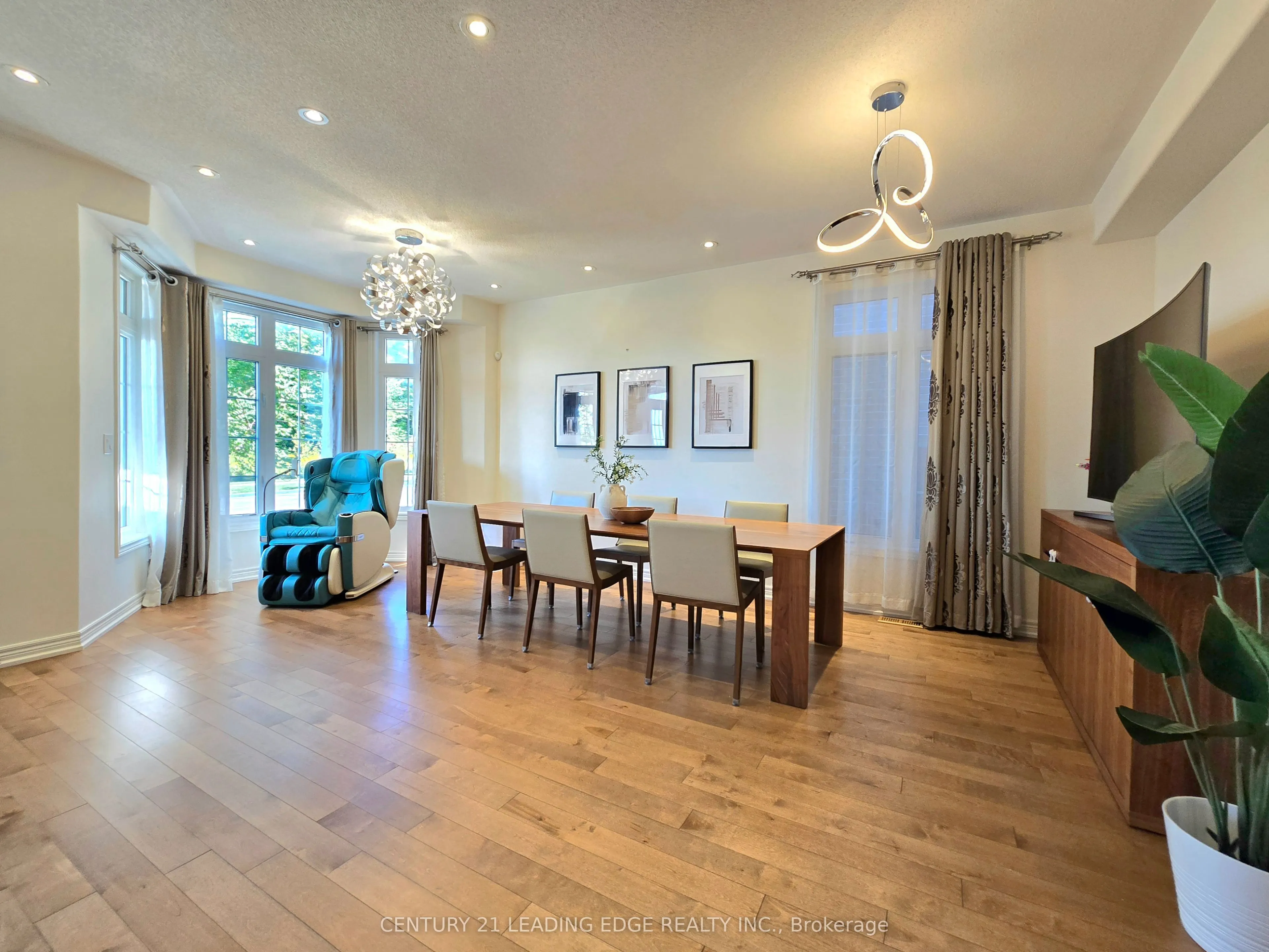 483 William Forster Road