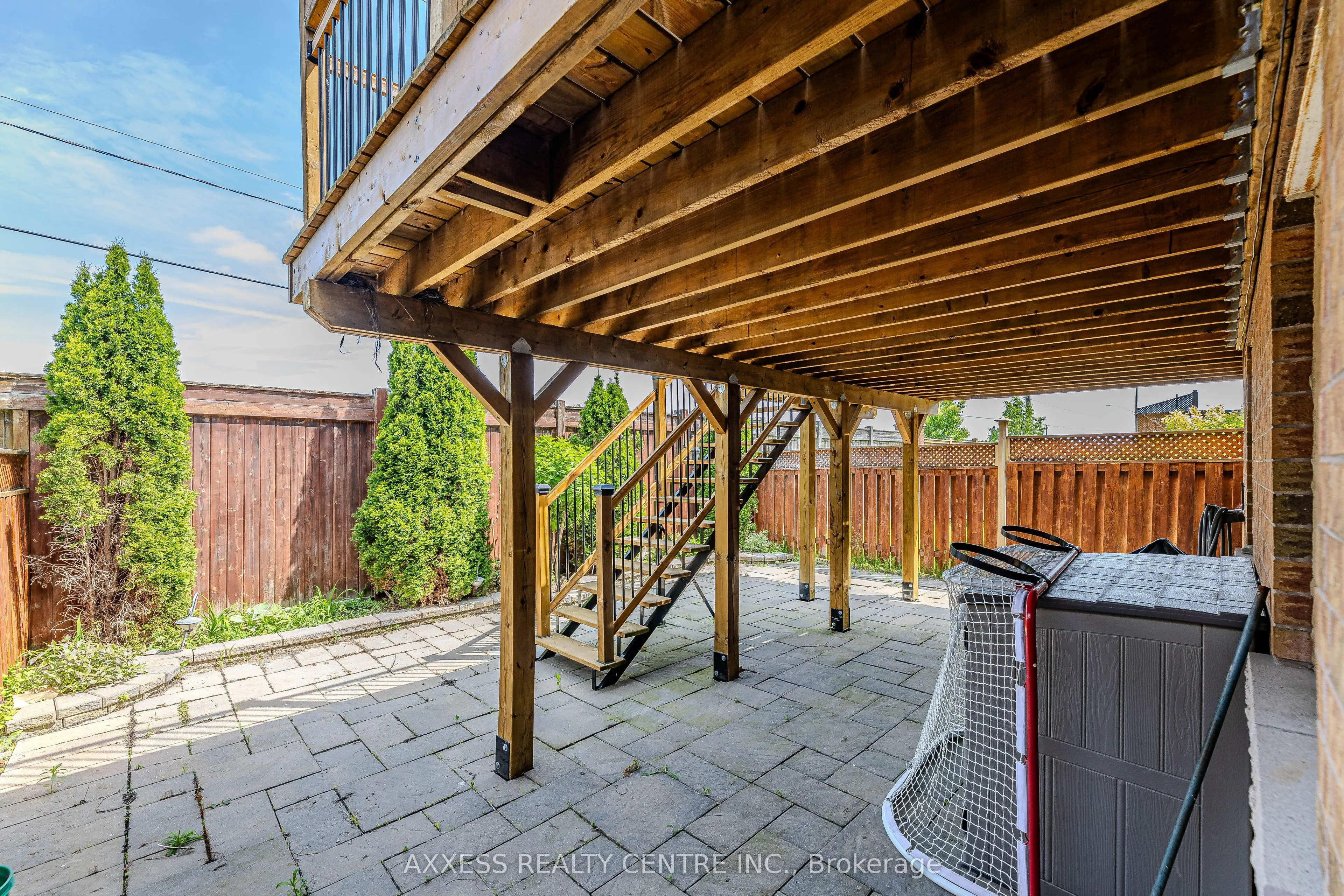 72 Beaverbrook Crescent