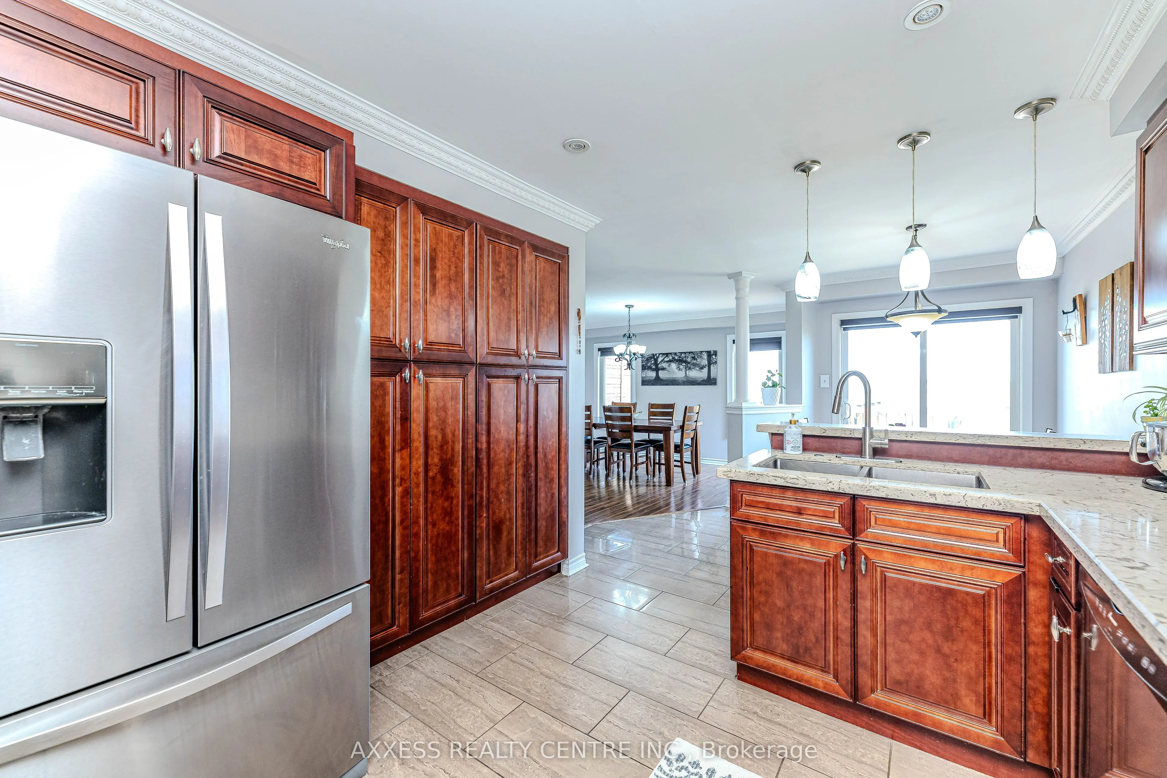 72 Beaverbrook Crescent