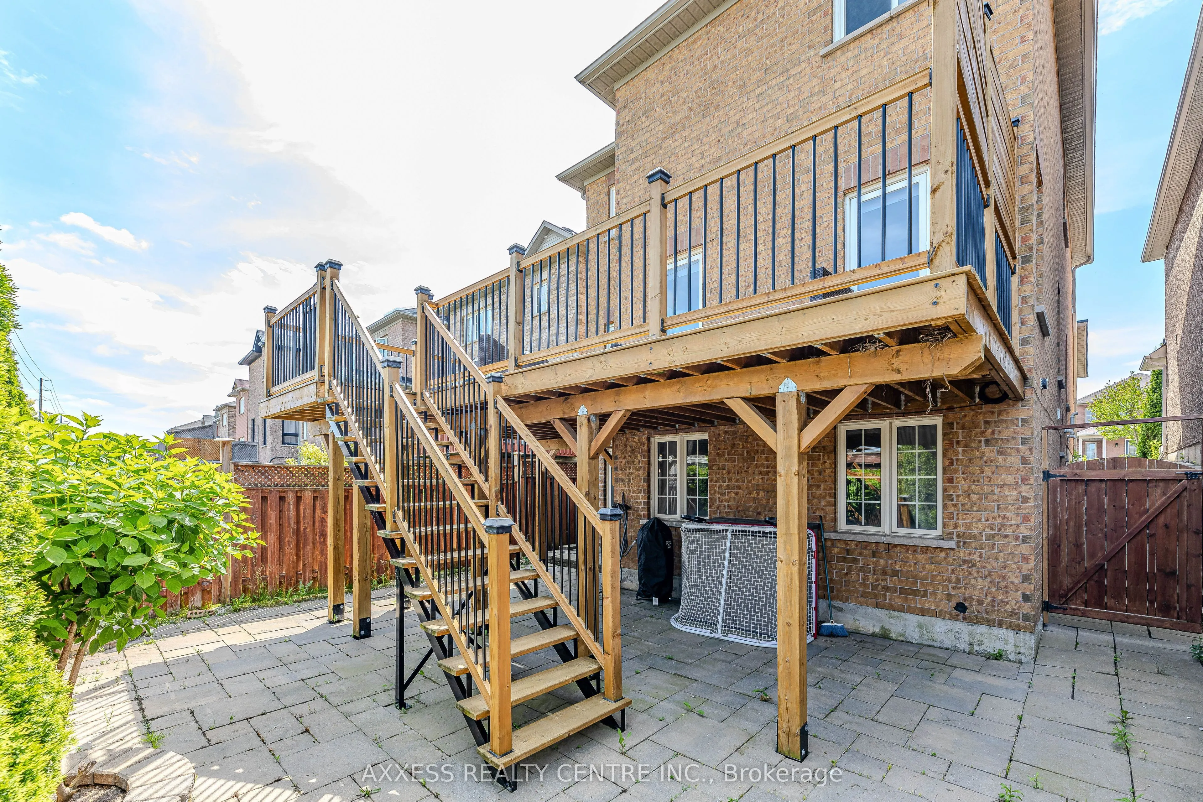 72 Beaverbrook Crescent