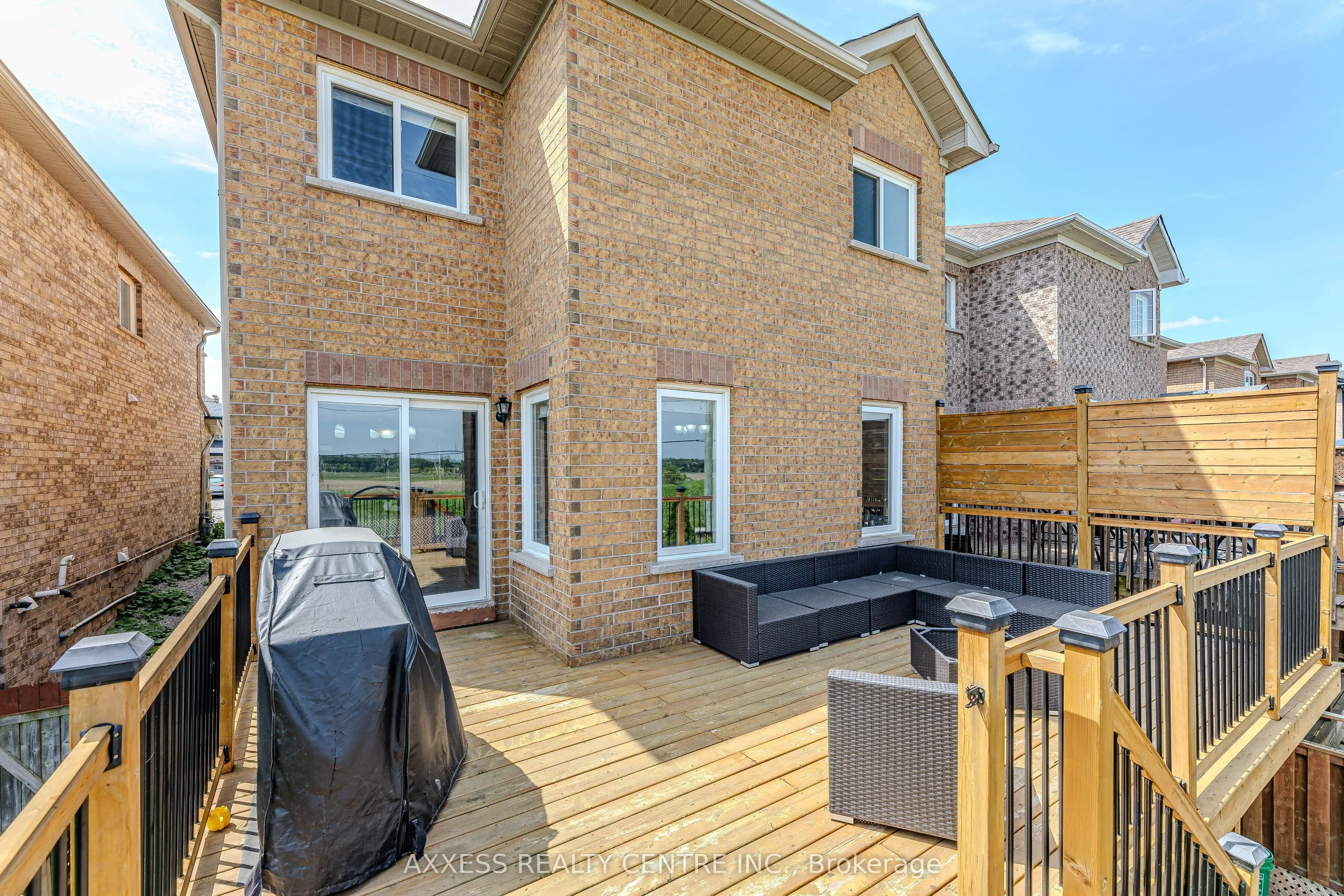 72 Beaverbrook Crescent