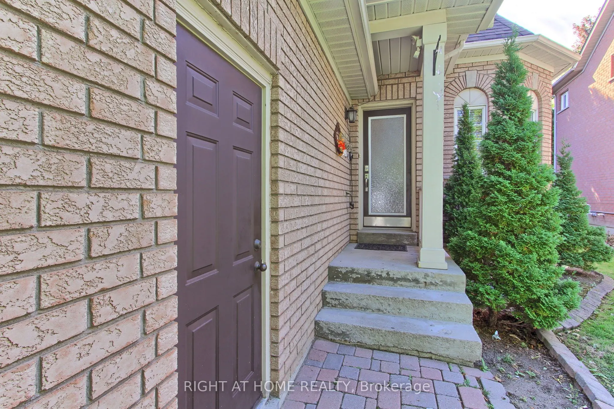 290 Clearmeadow Boulevard