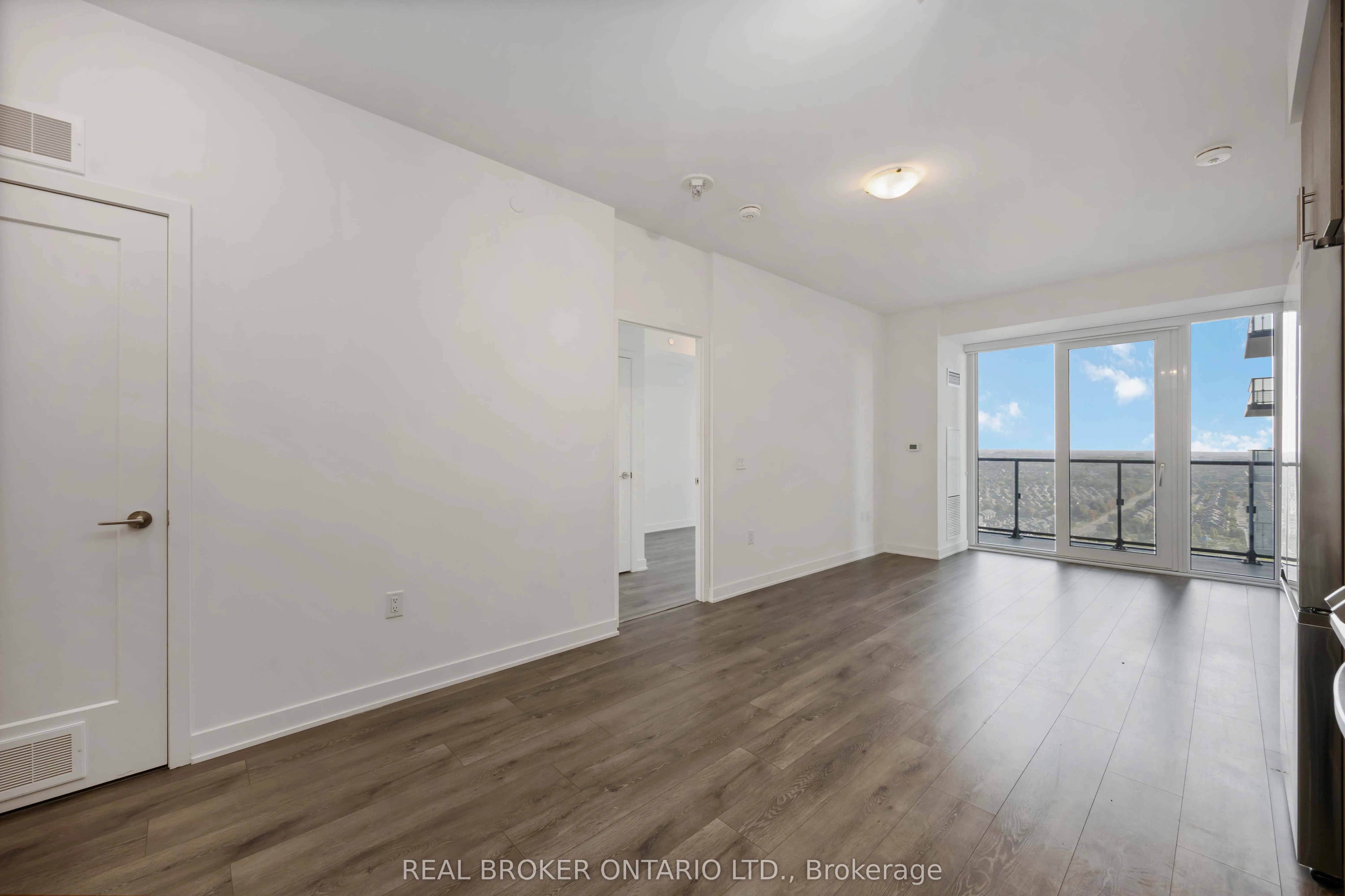 95 Oneida Crescent, #LPH 08