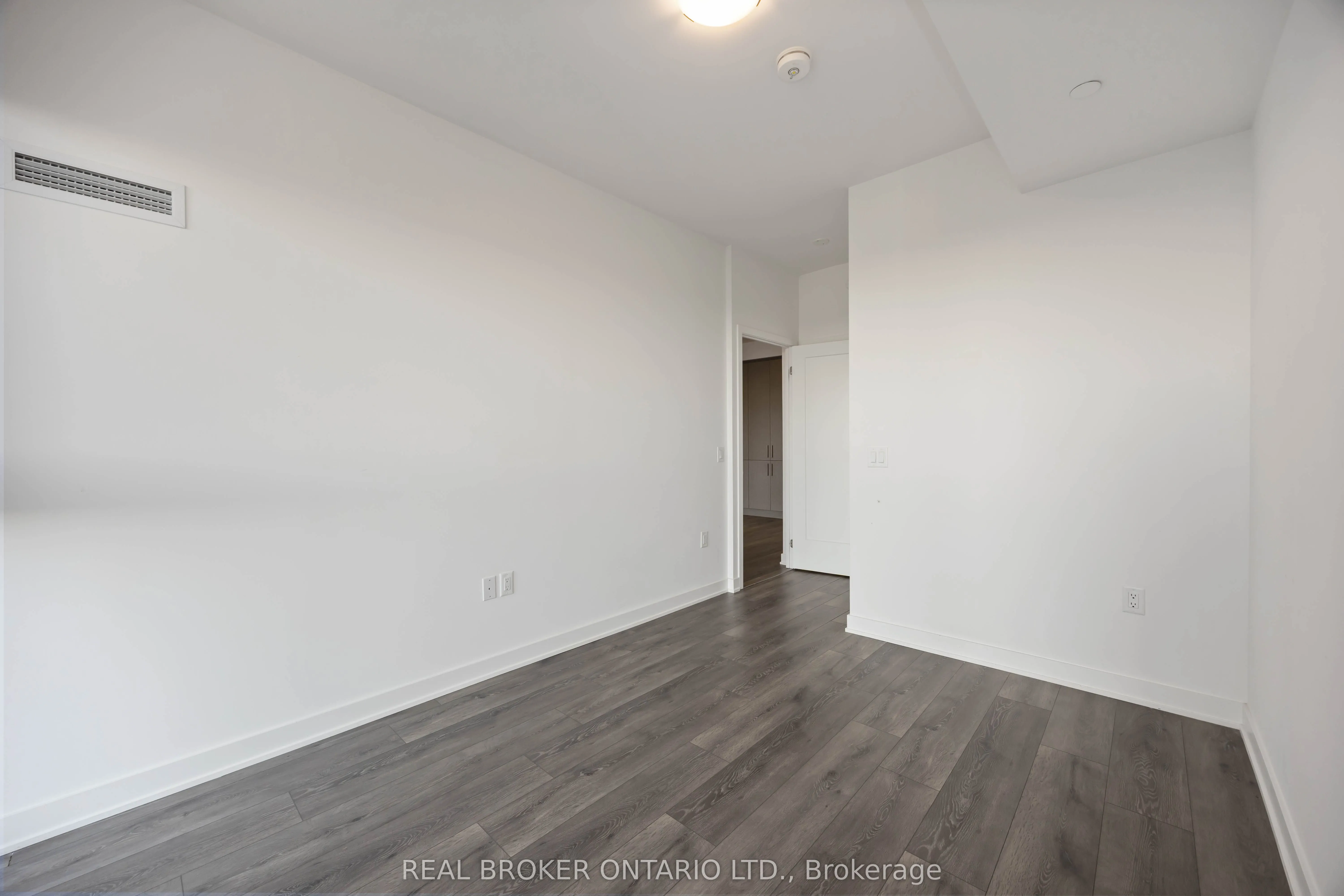 95 Oneida Crescent, #LPH 08