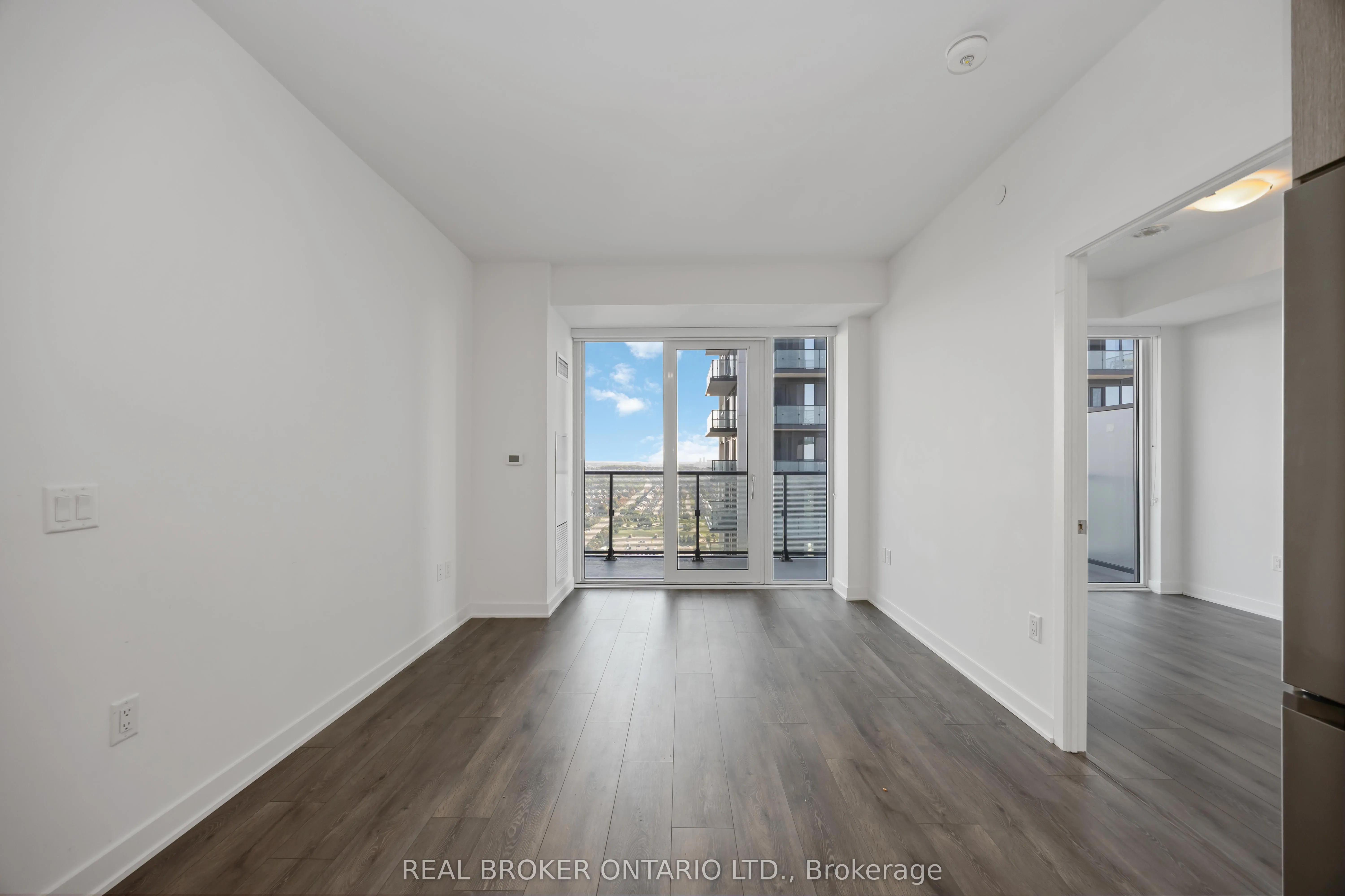 95 Oneida Crescent, #LPH 08