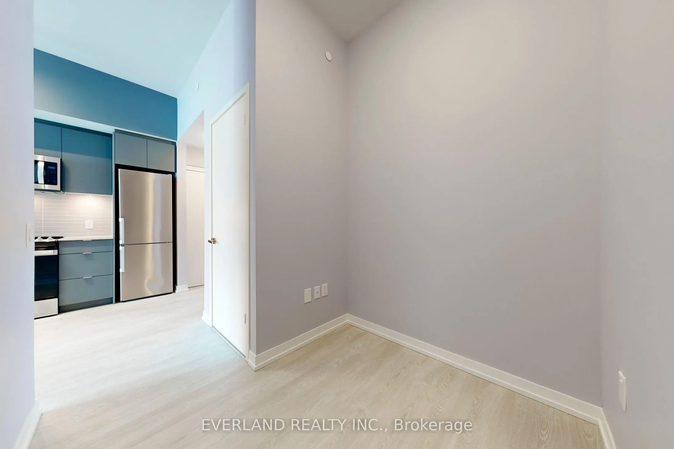 8868 Yonge St Street, #709E