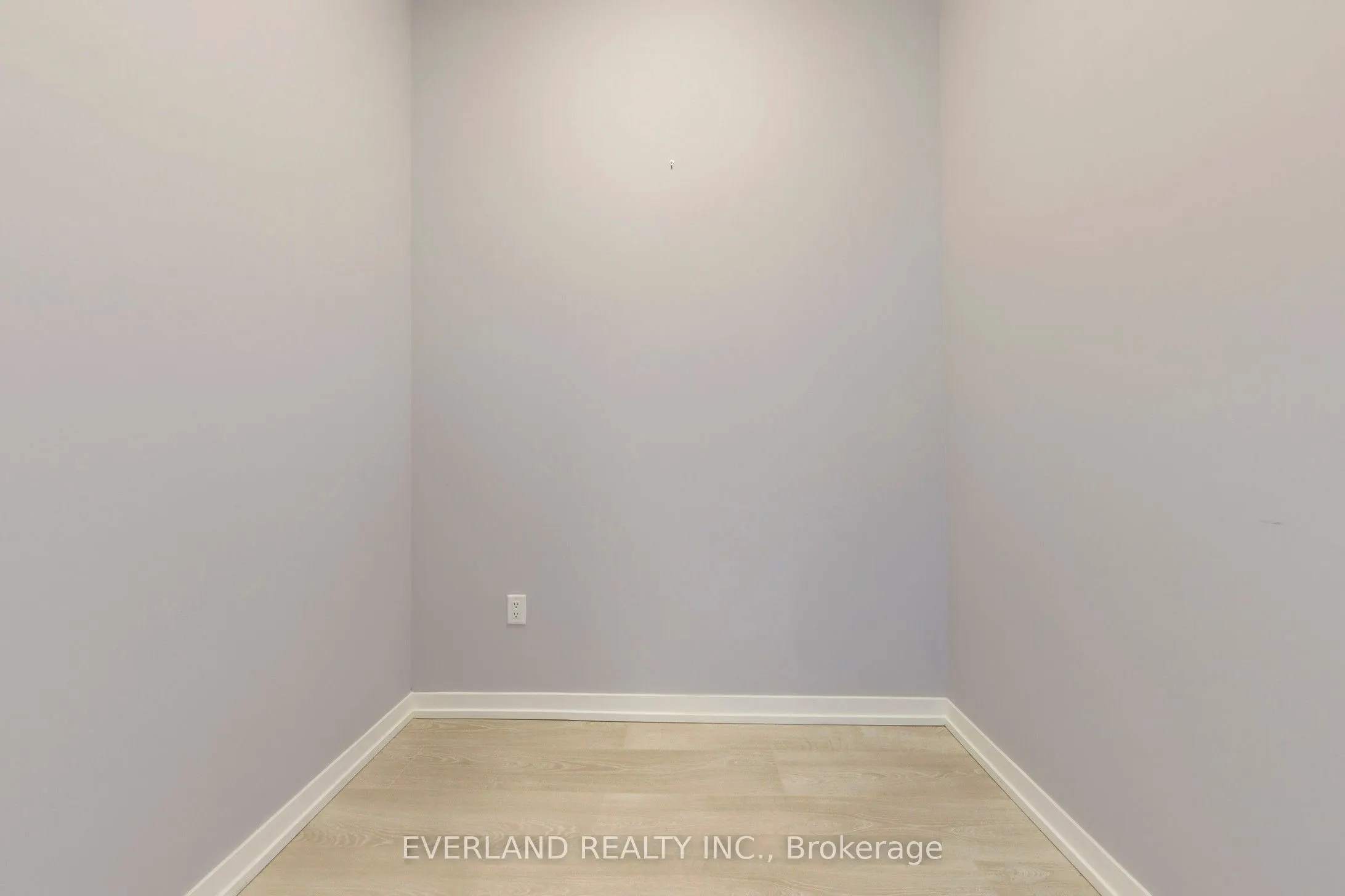 8868 Yonge St Street, #709E