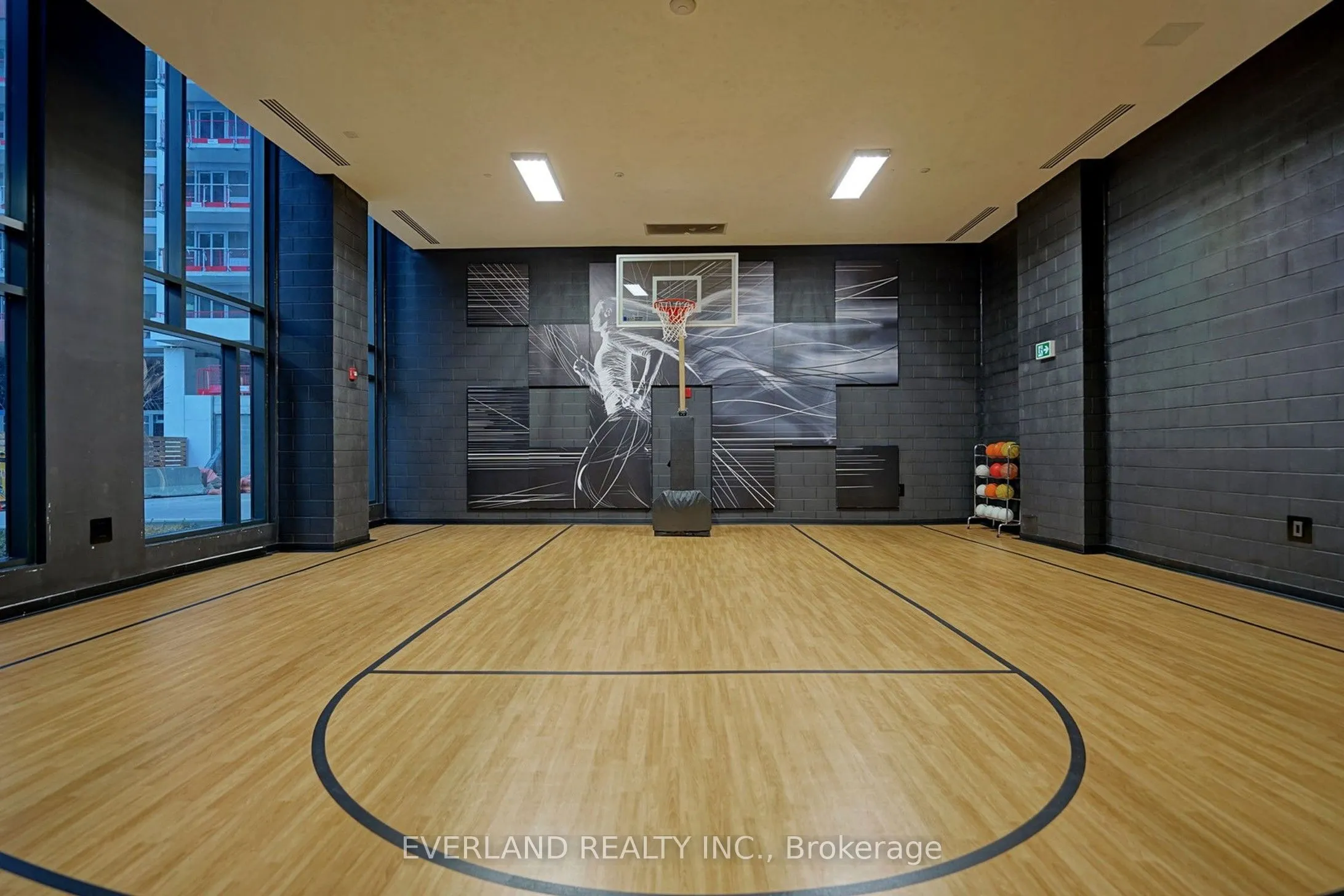 8868 Yonge St Street, #709E