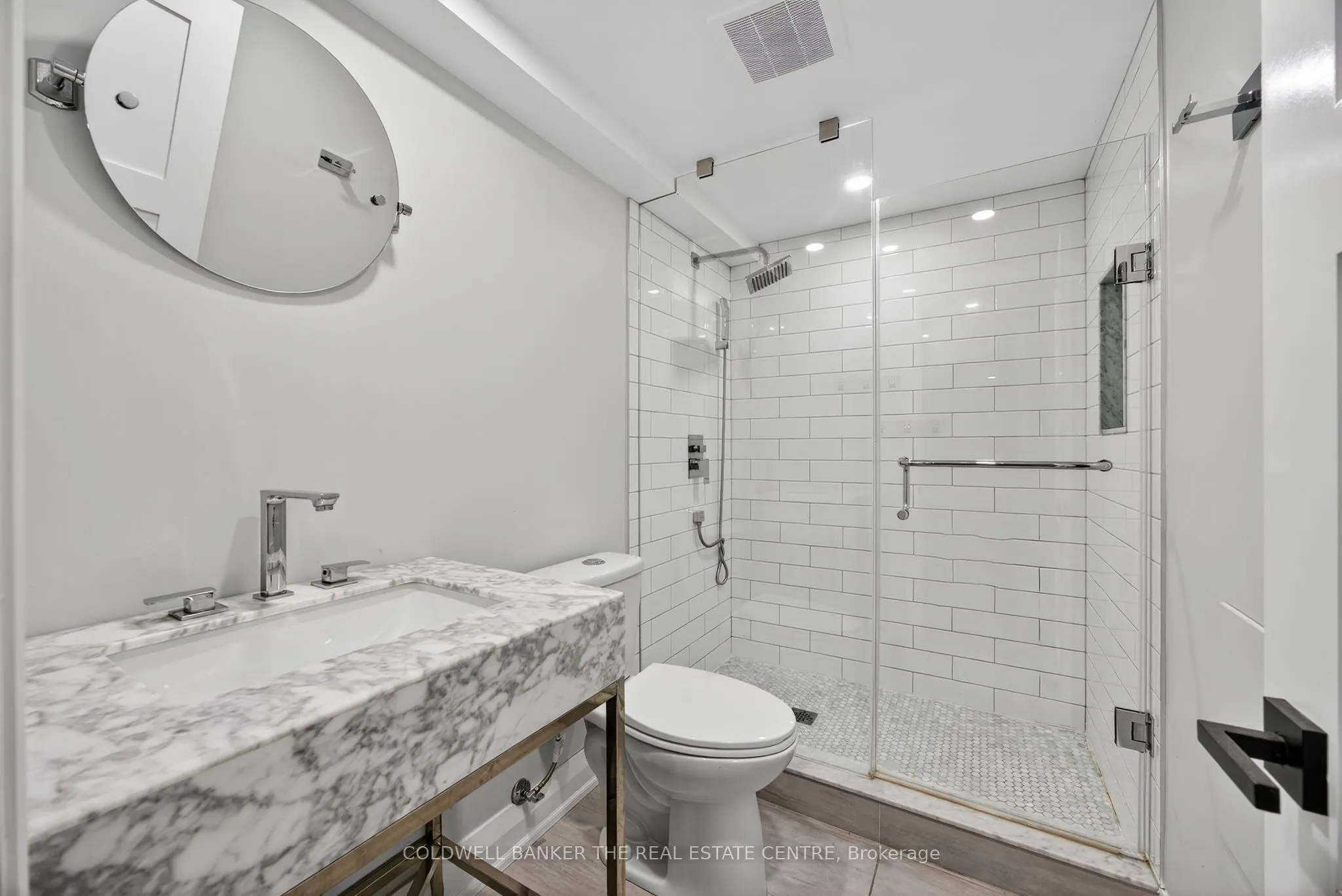 369 Dowson Loop