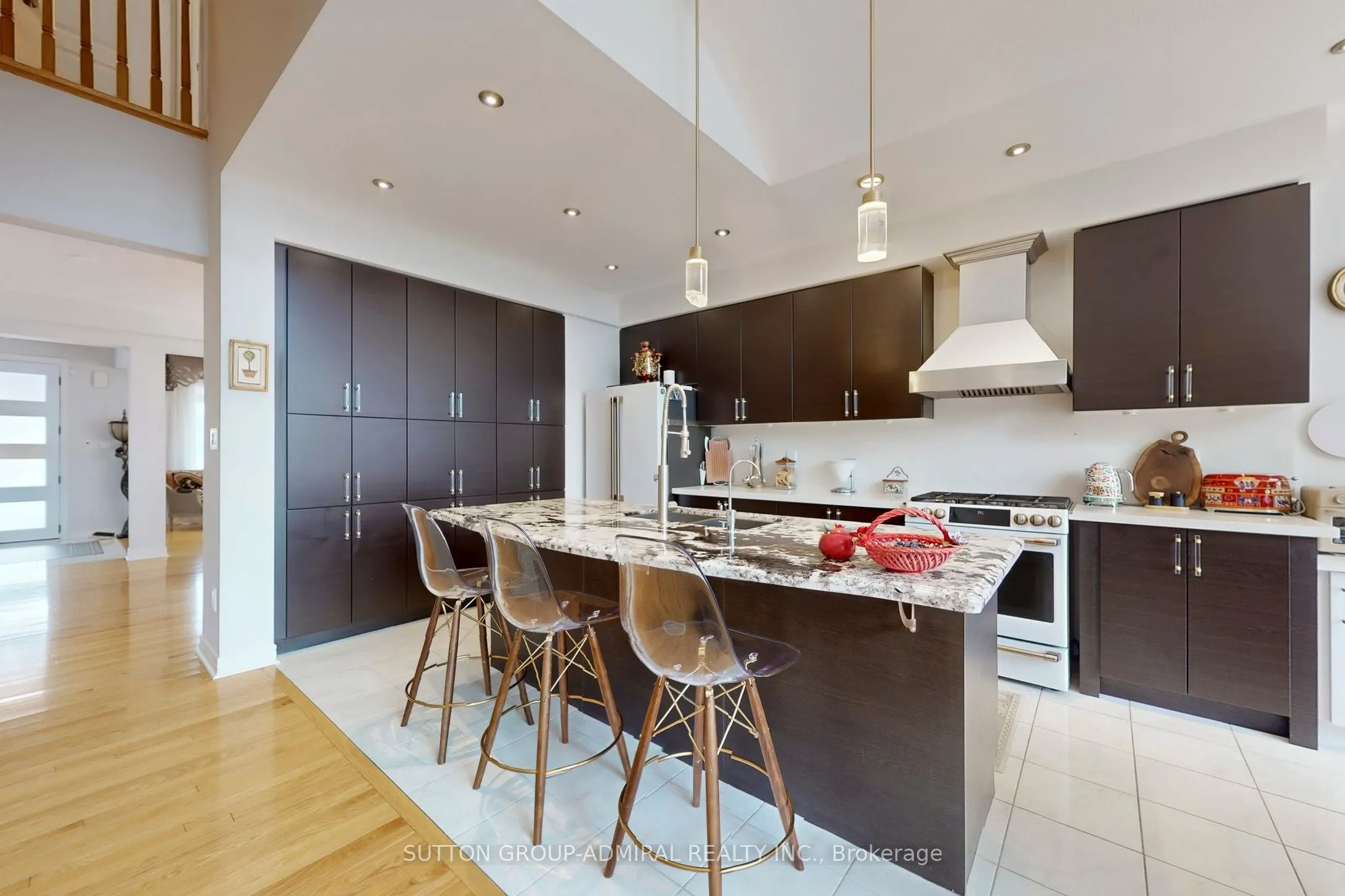 62 Waterton Way