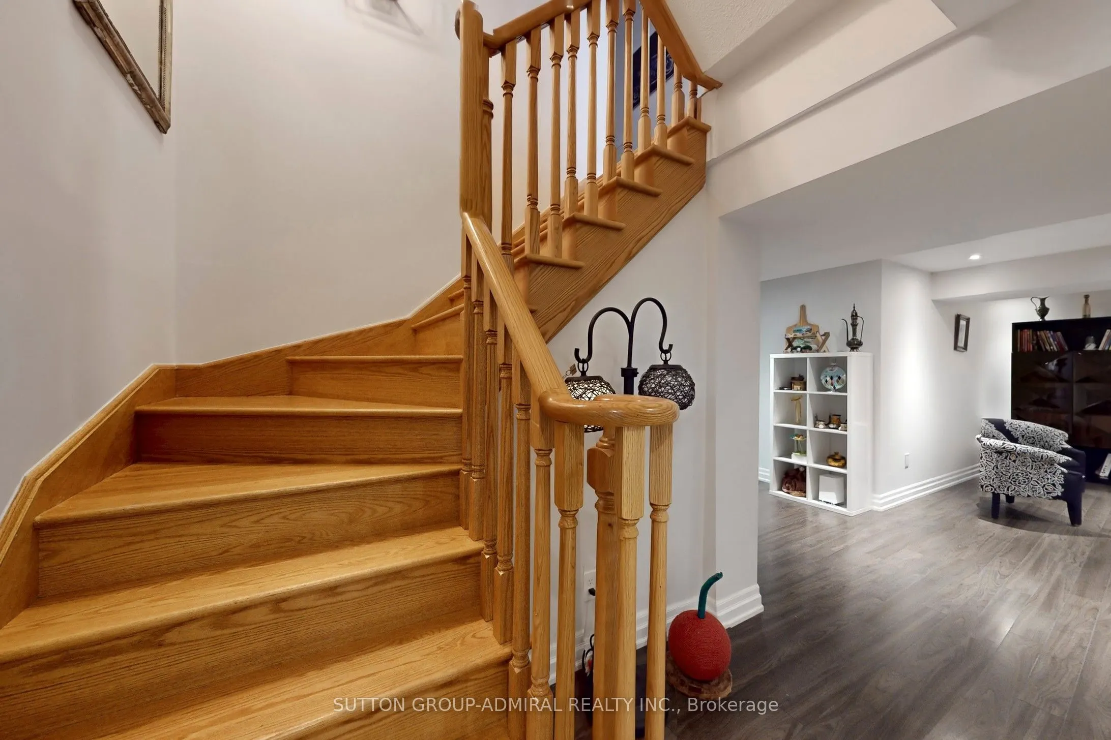 62 Waterton Way