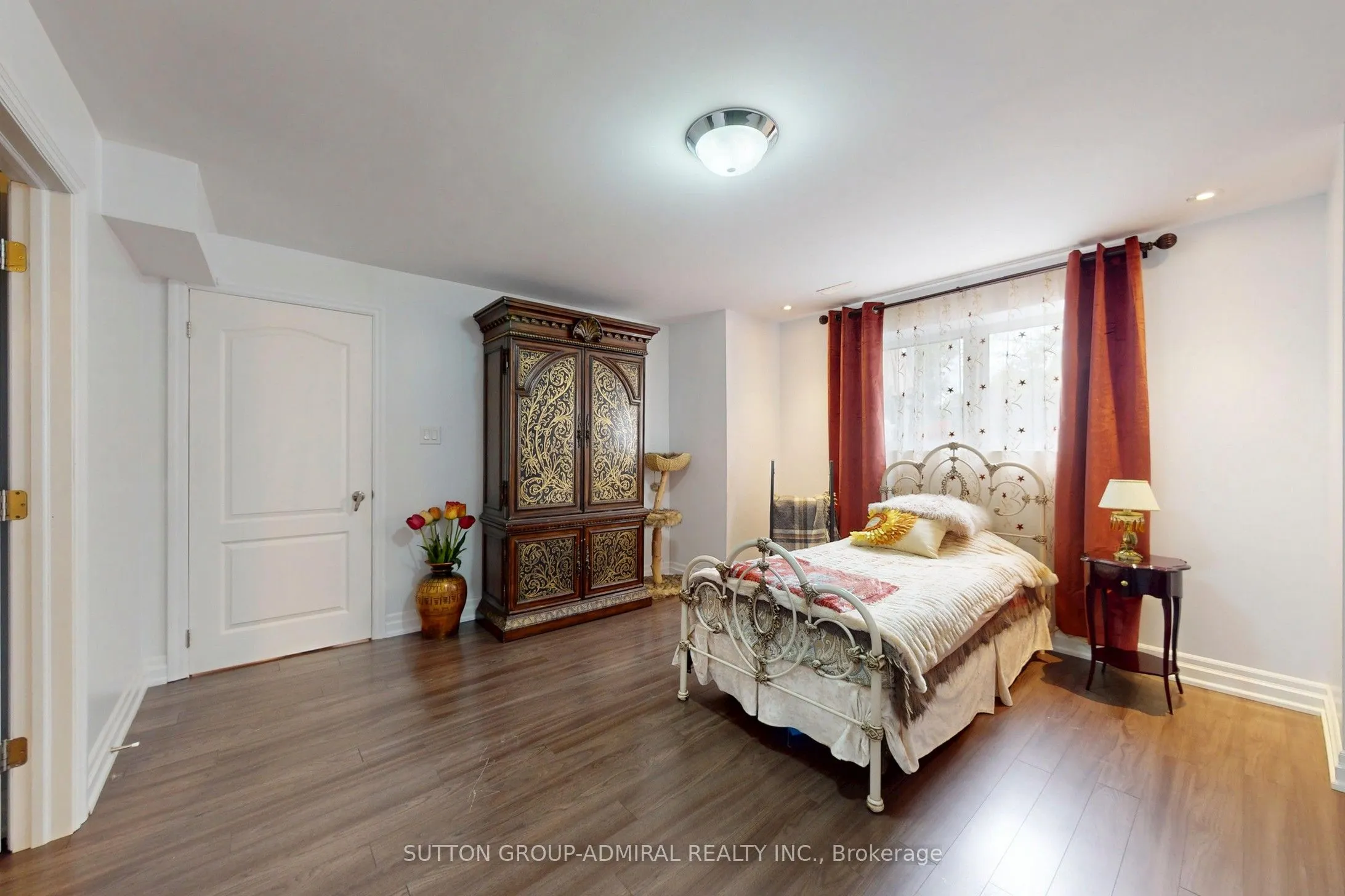 62 Waterton Way