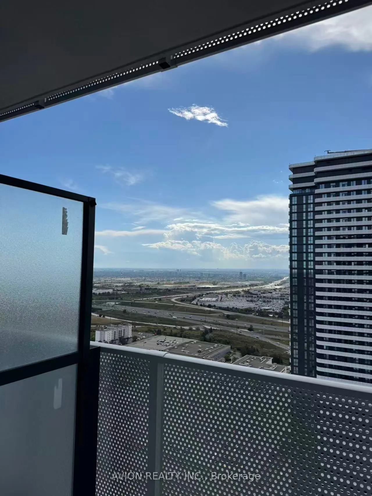28 Interchange Way, #4202