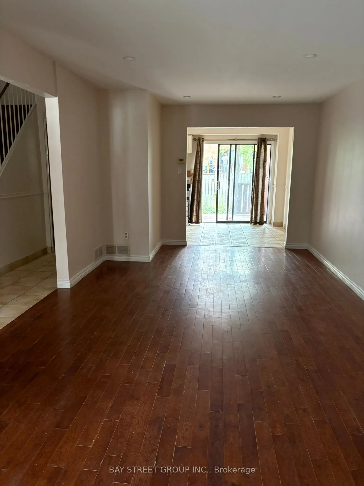 16 Tinti Place