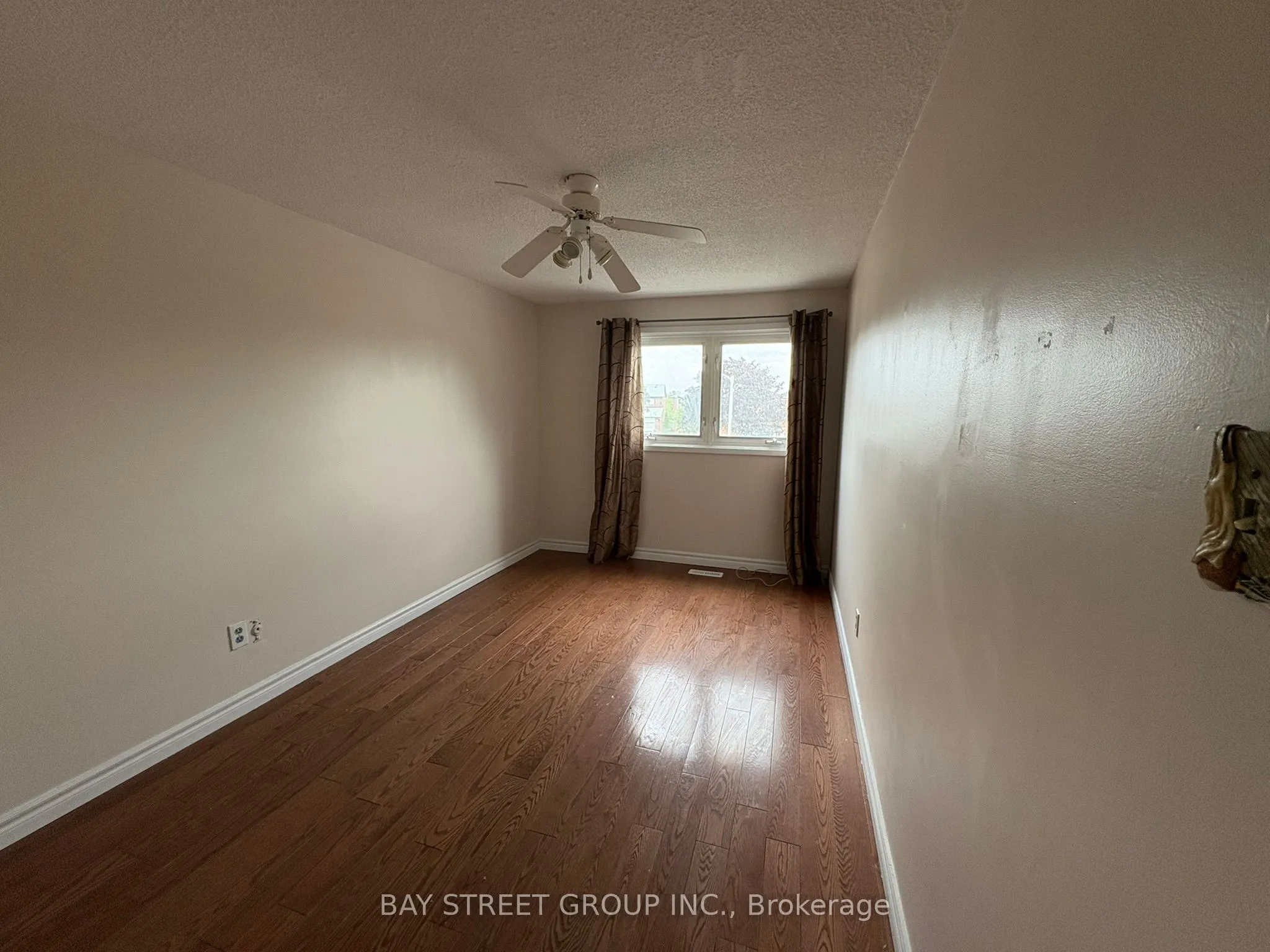 16 Tinti Place