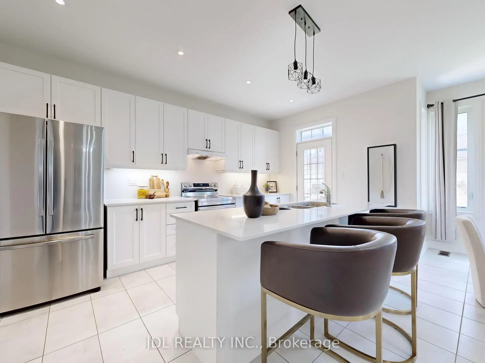 143 Kenneth Rogers Crescent