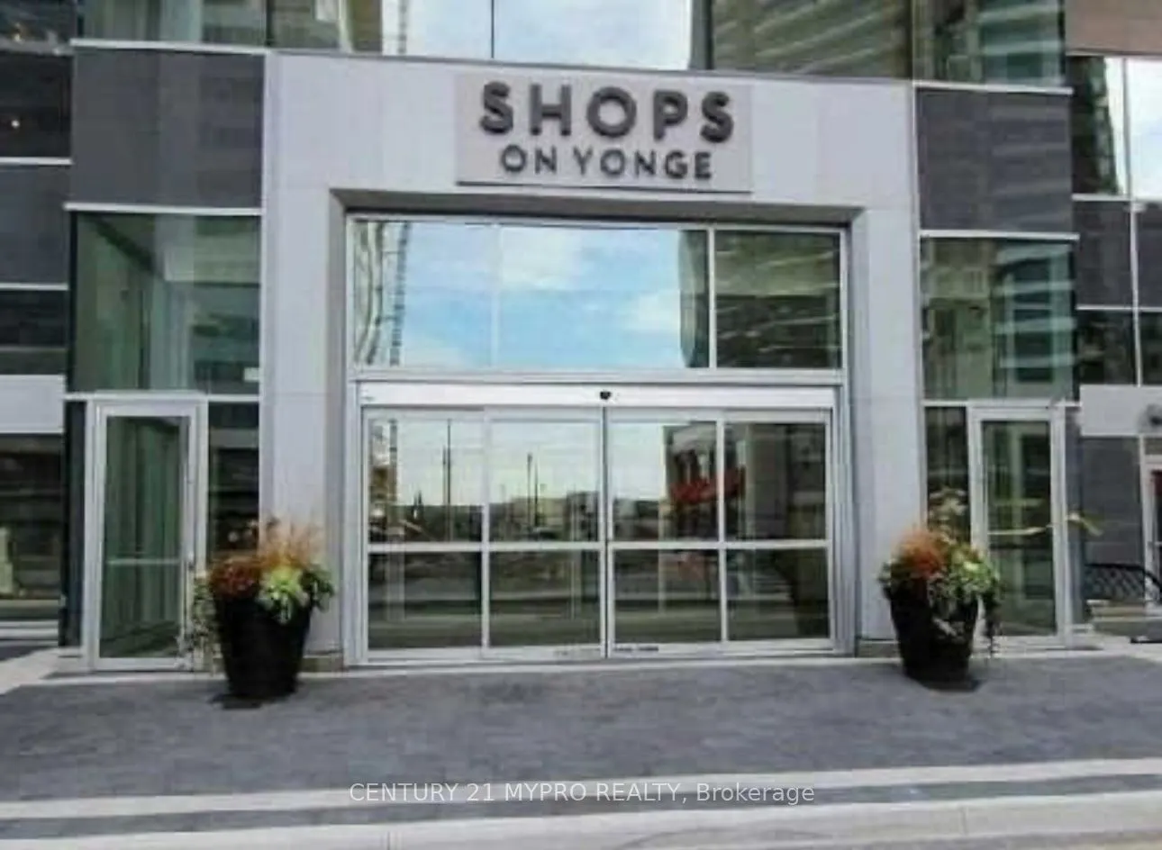 7181 Yonge Street, #6