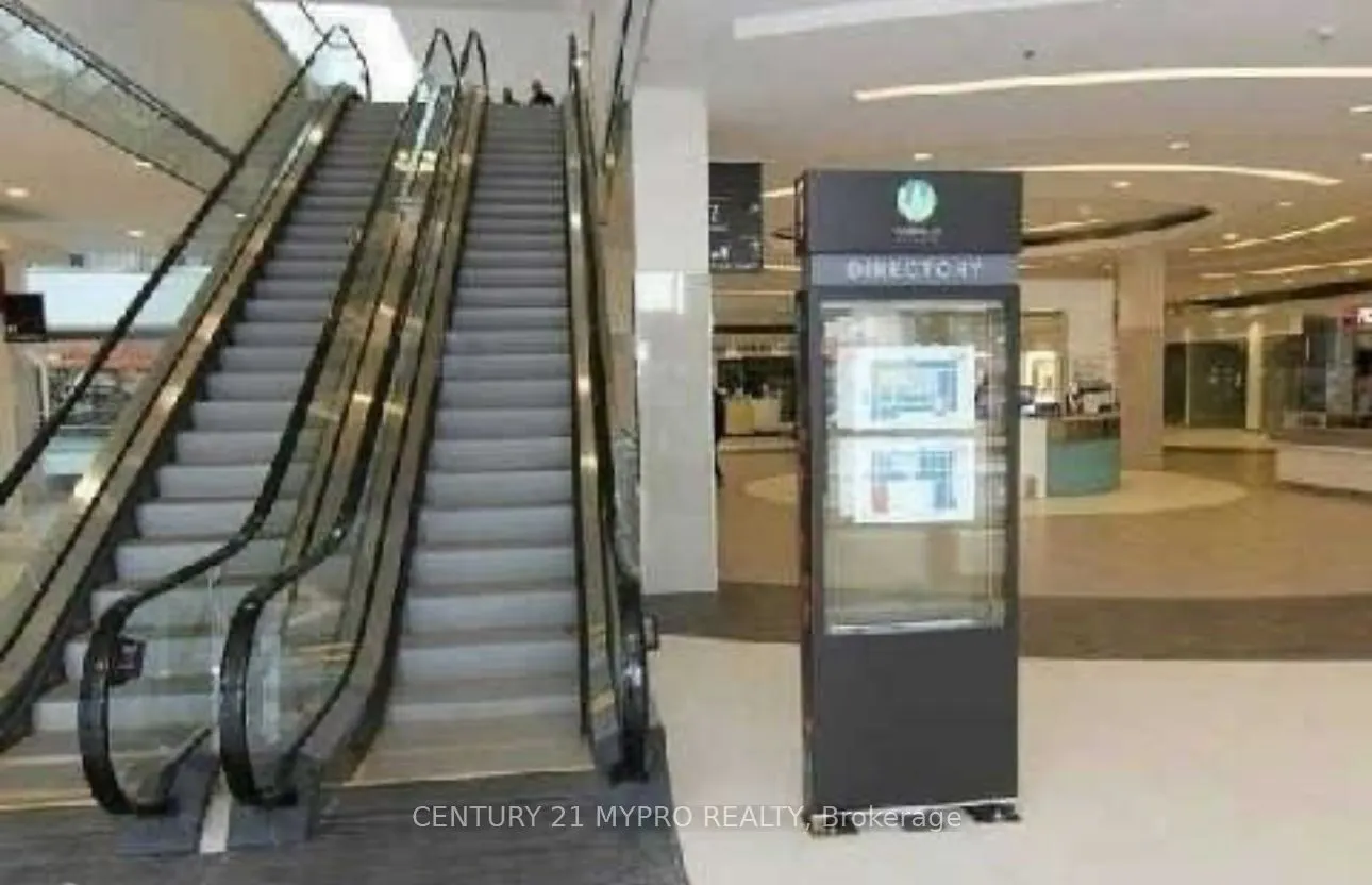 7181 Yonge Street, #6