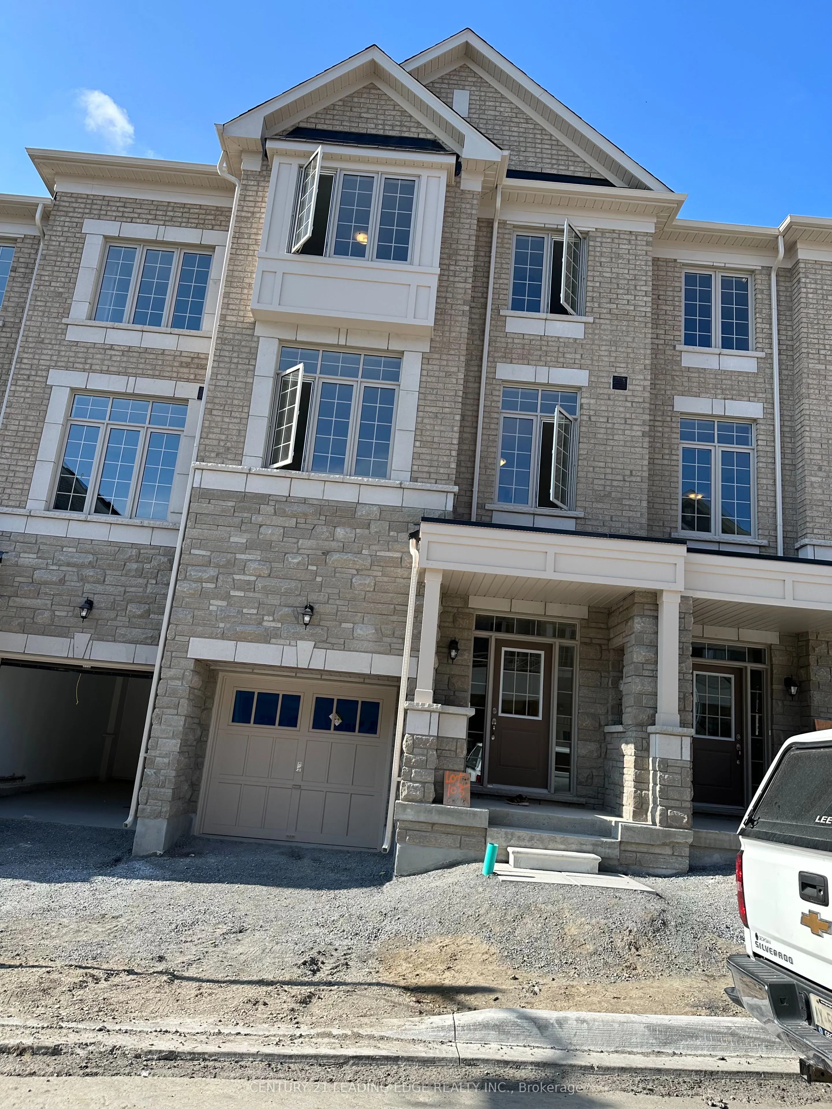 18 THOMAS HOPE Lane