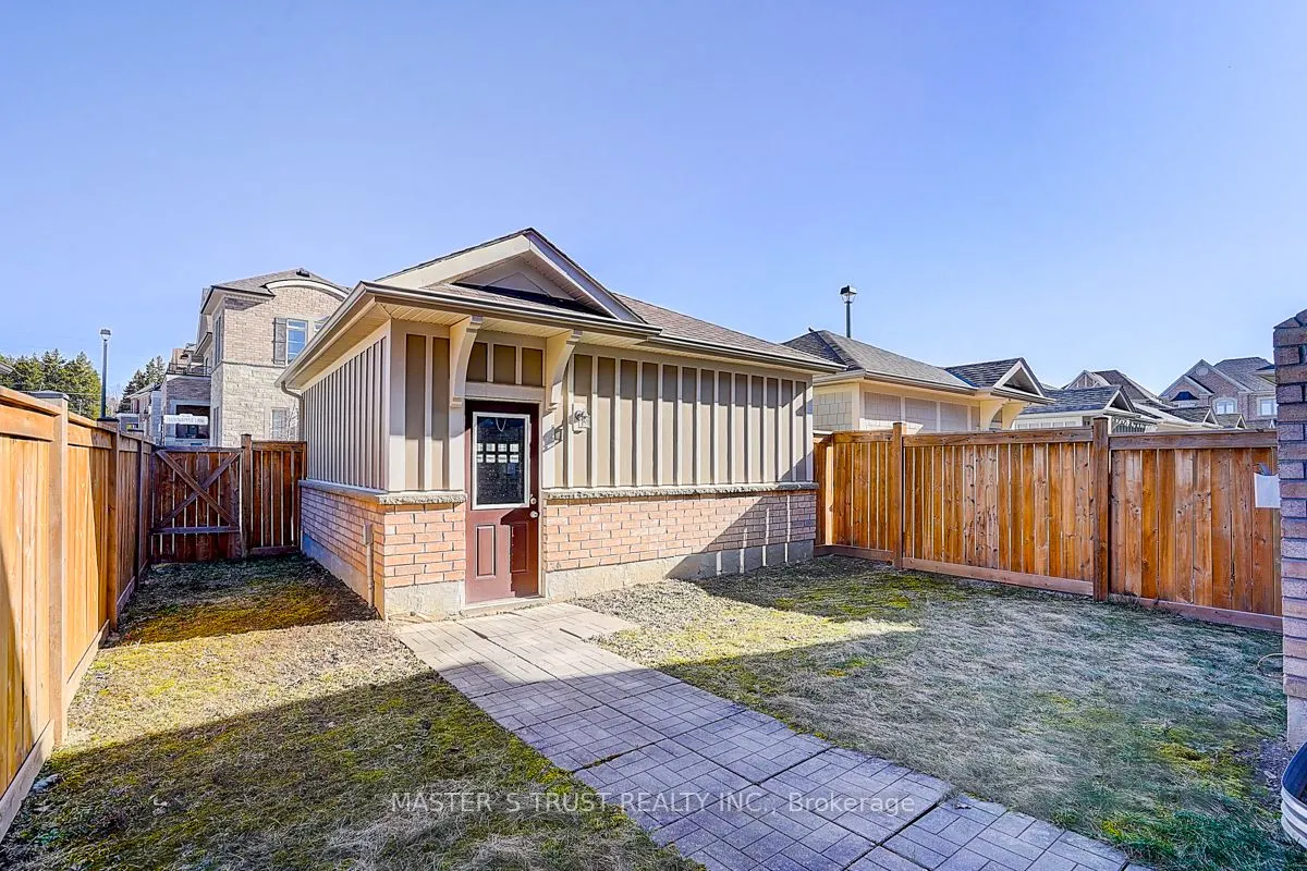 242 Paradelle Drive