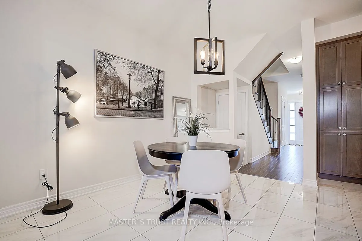 242 Paradelle Drive