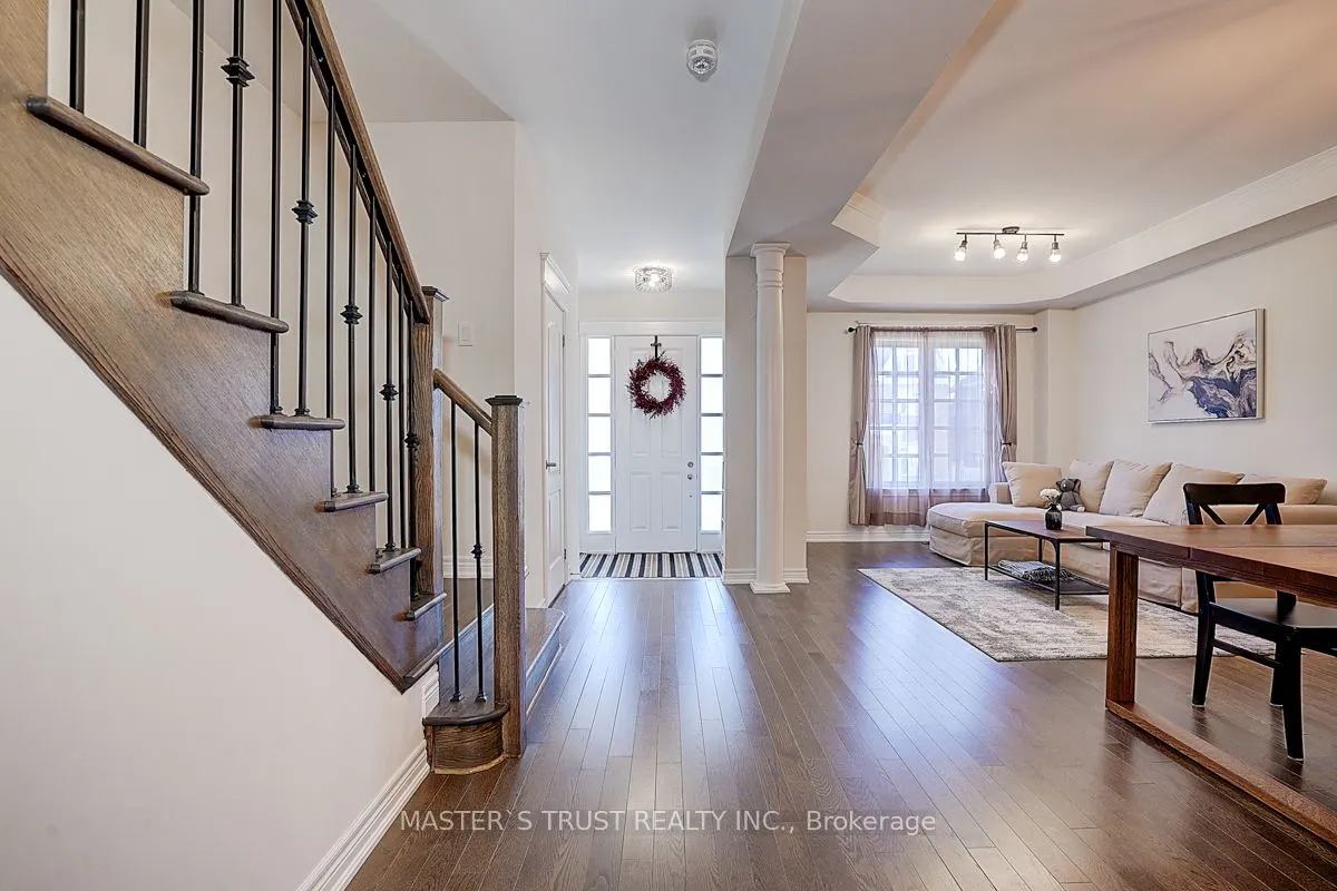 242 Paradelle Drive