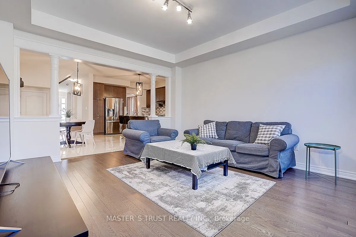 242 Paradelle Drive