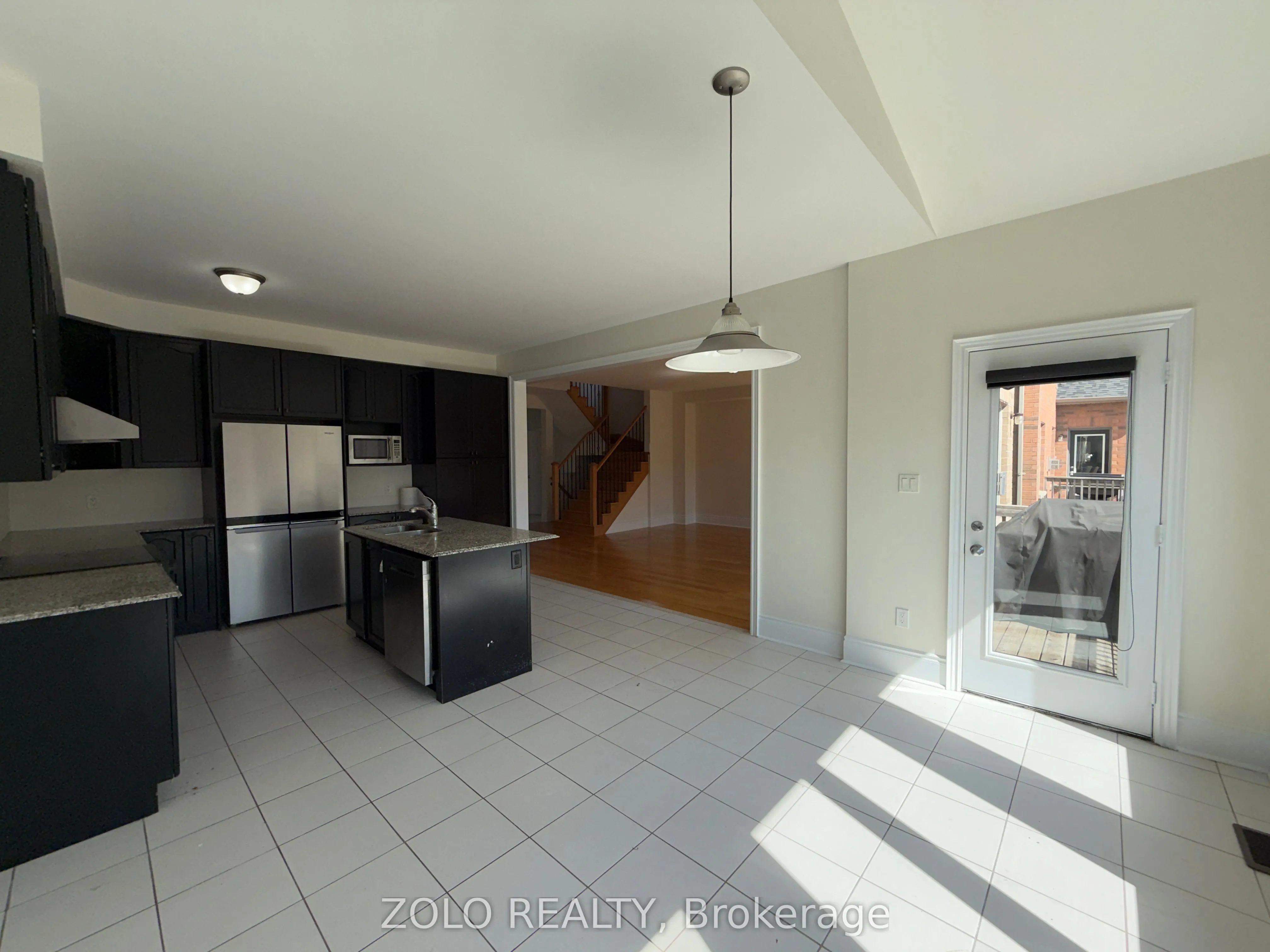 89 Slack Street, #Main and 2nd Floor only