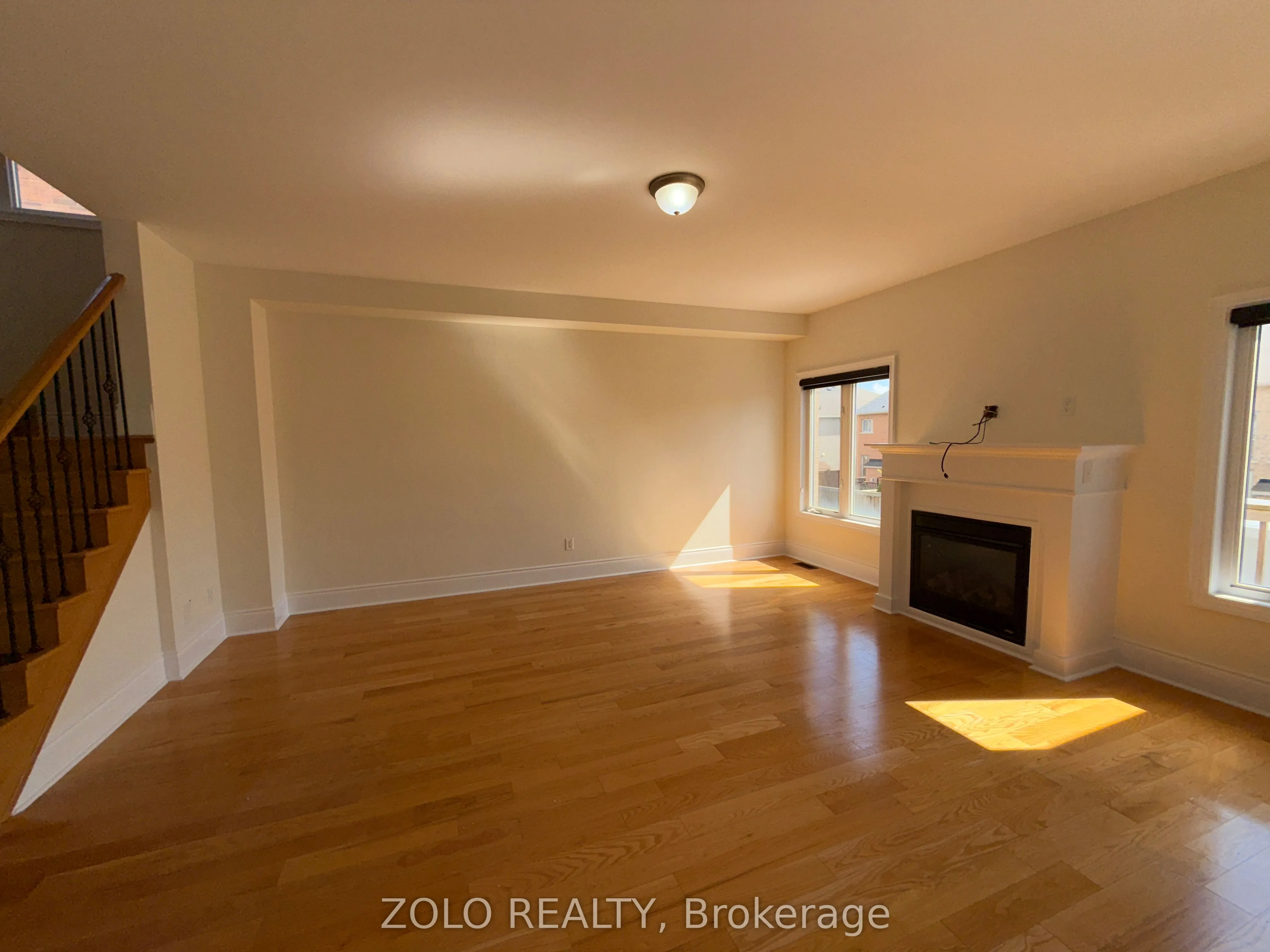89 Slack Street, #Main and 2nd Floor only