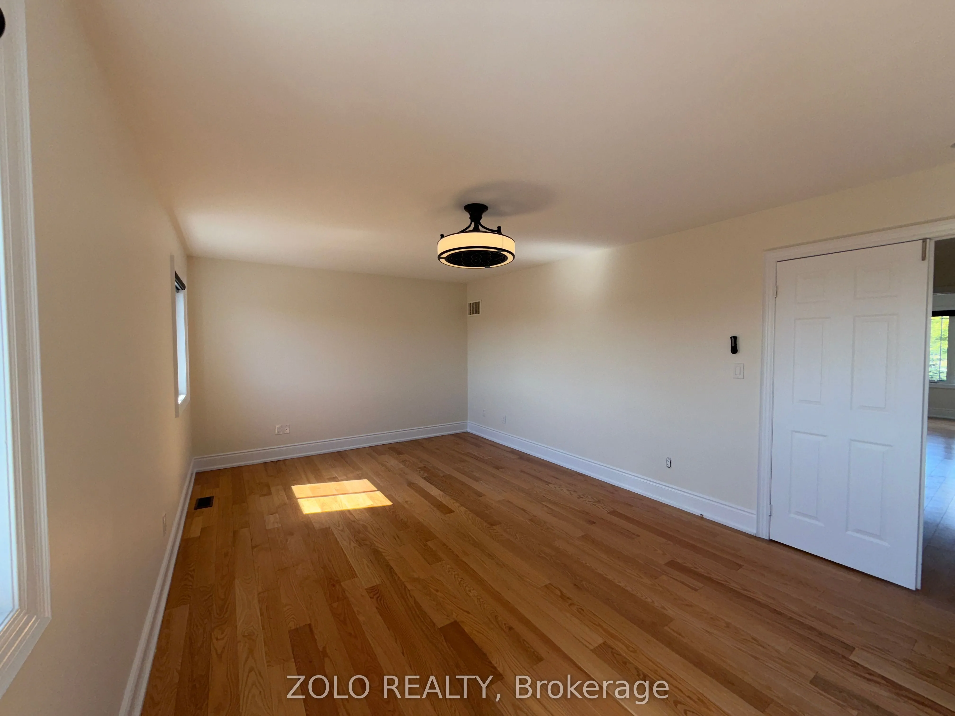89 Slack Street, #Main and 2nd Floor only