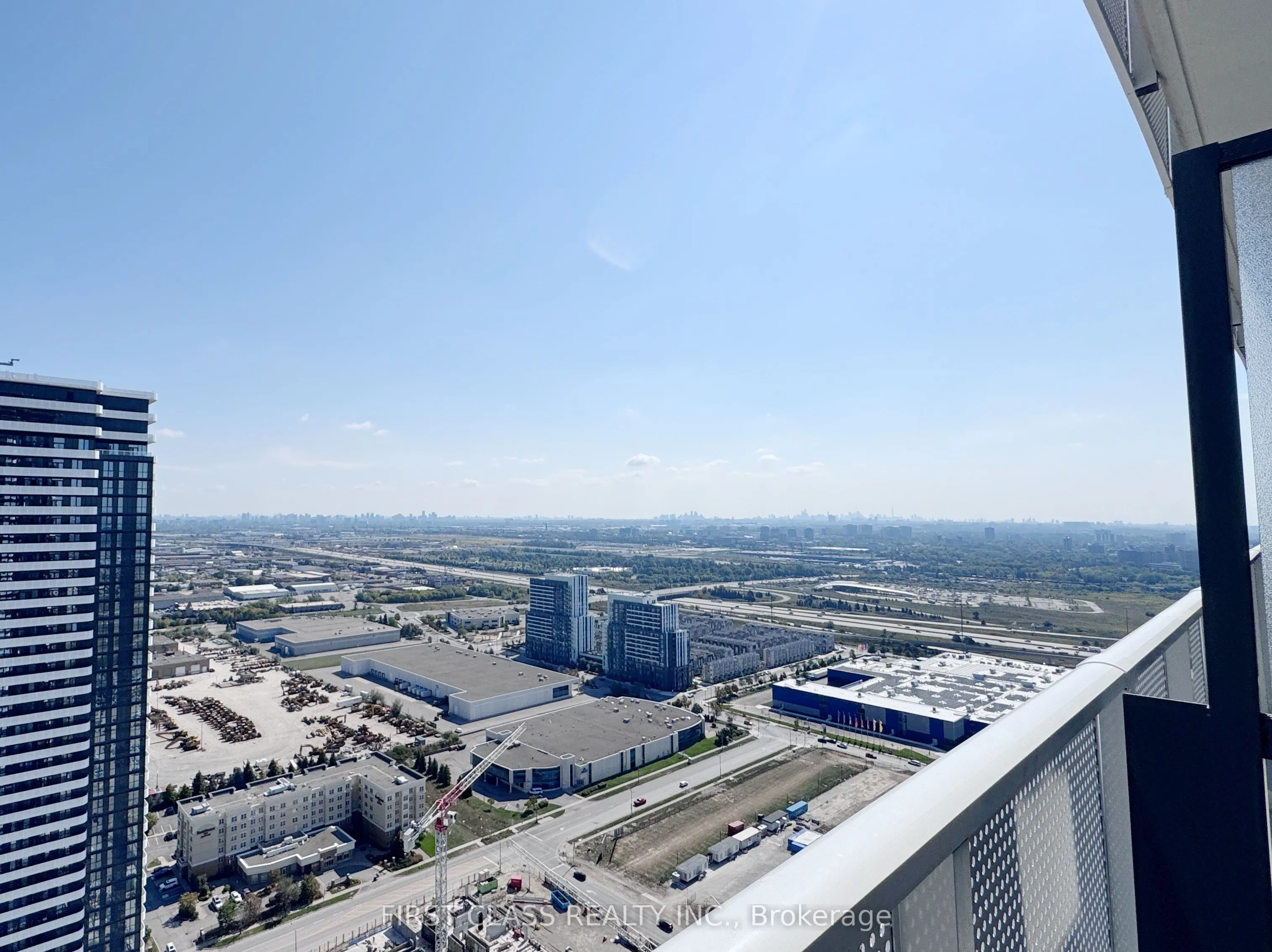 195 Commerce Street, #4516