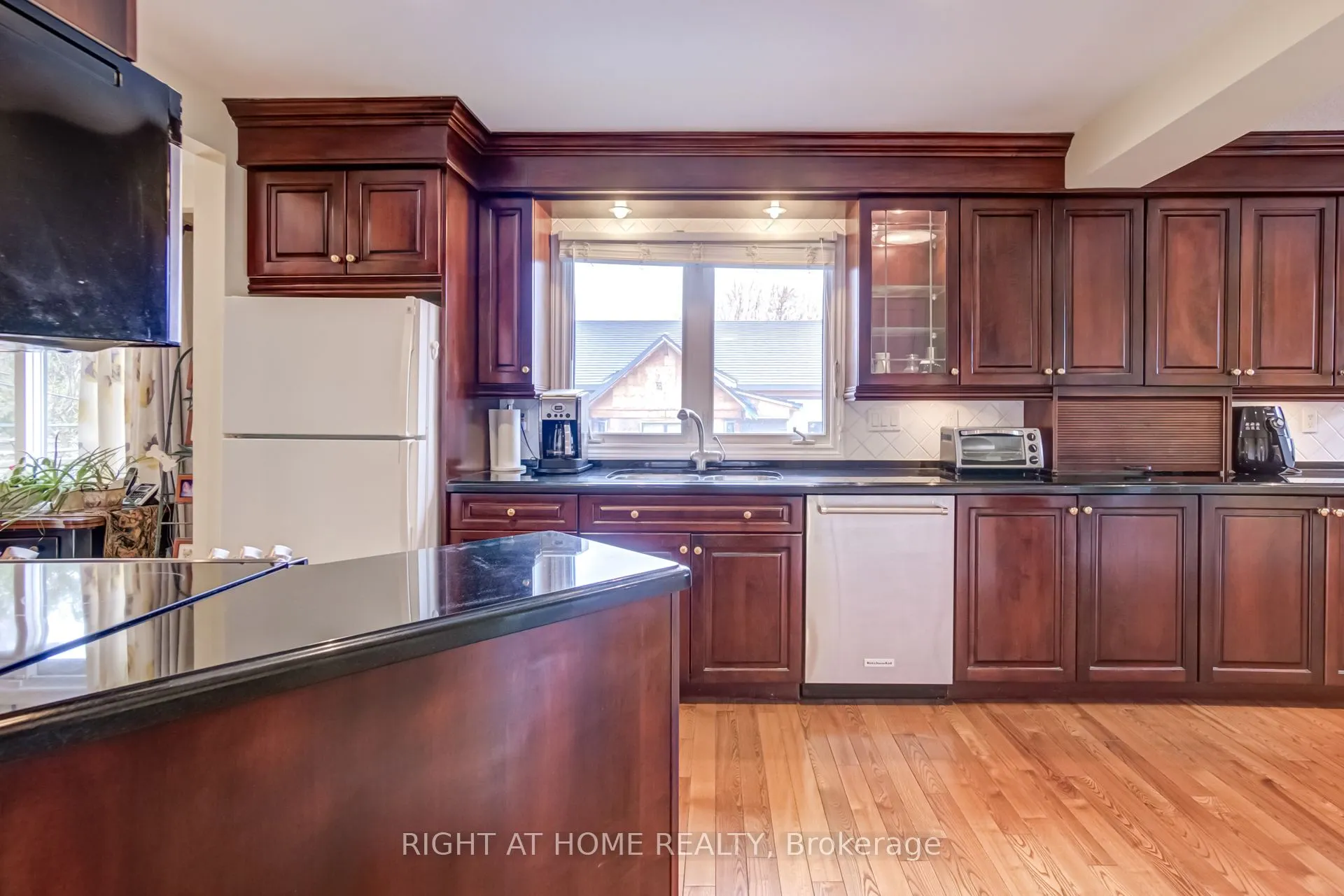 27 Sir Kay Drive