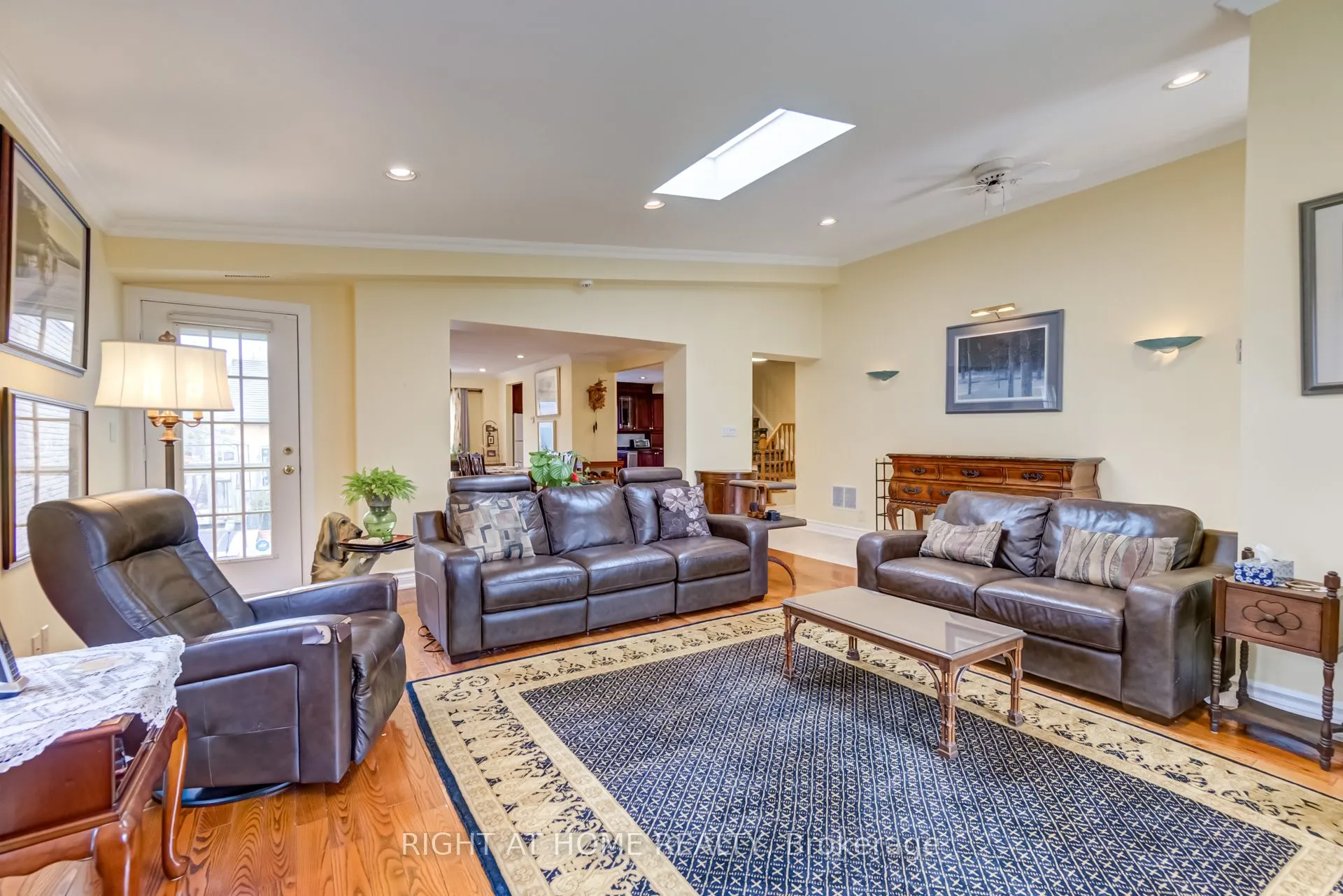 27 Sir Kay Drive