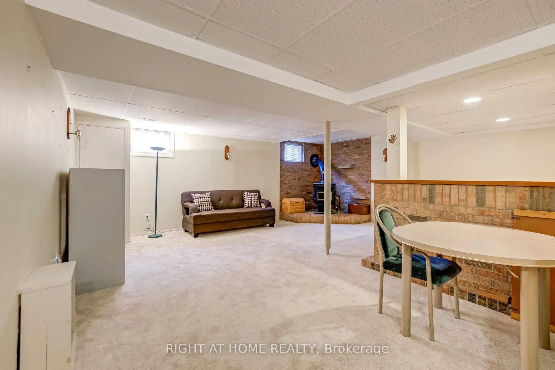 27 Sir Kay Drive