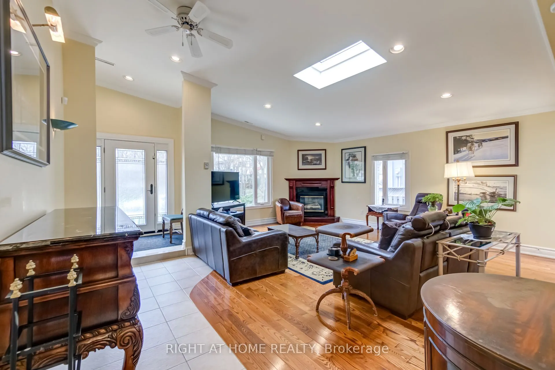 27 Sir Kay Drive