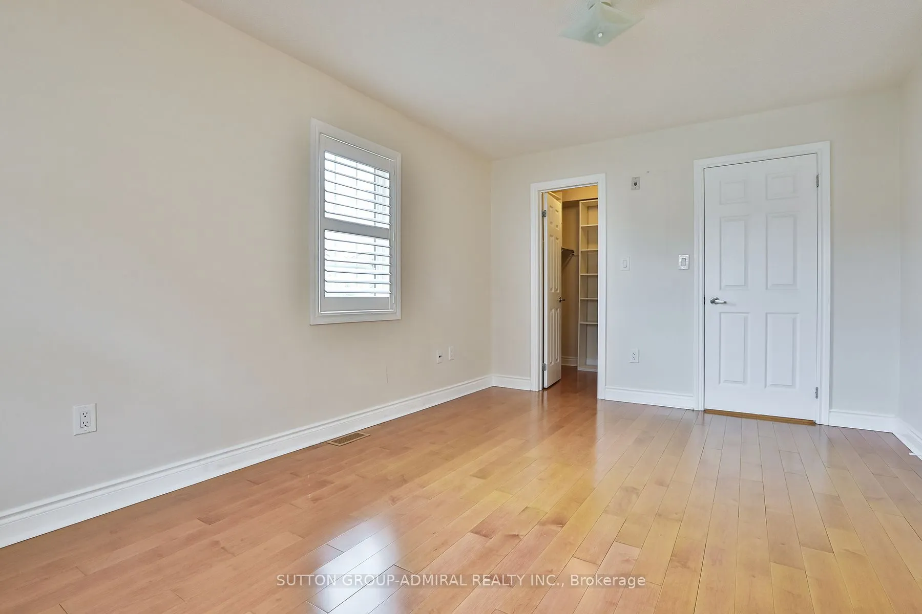 8 Brighton Place, #12