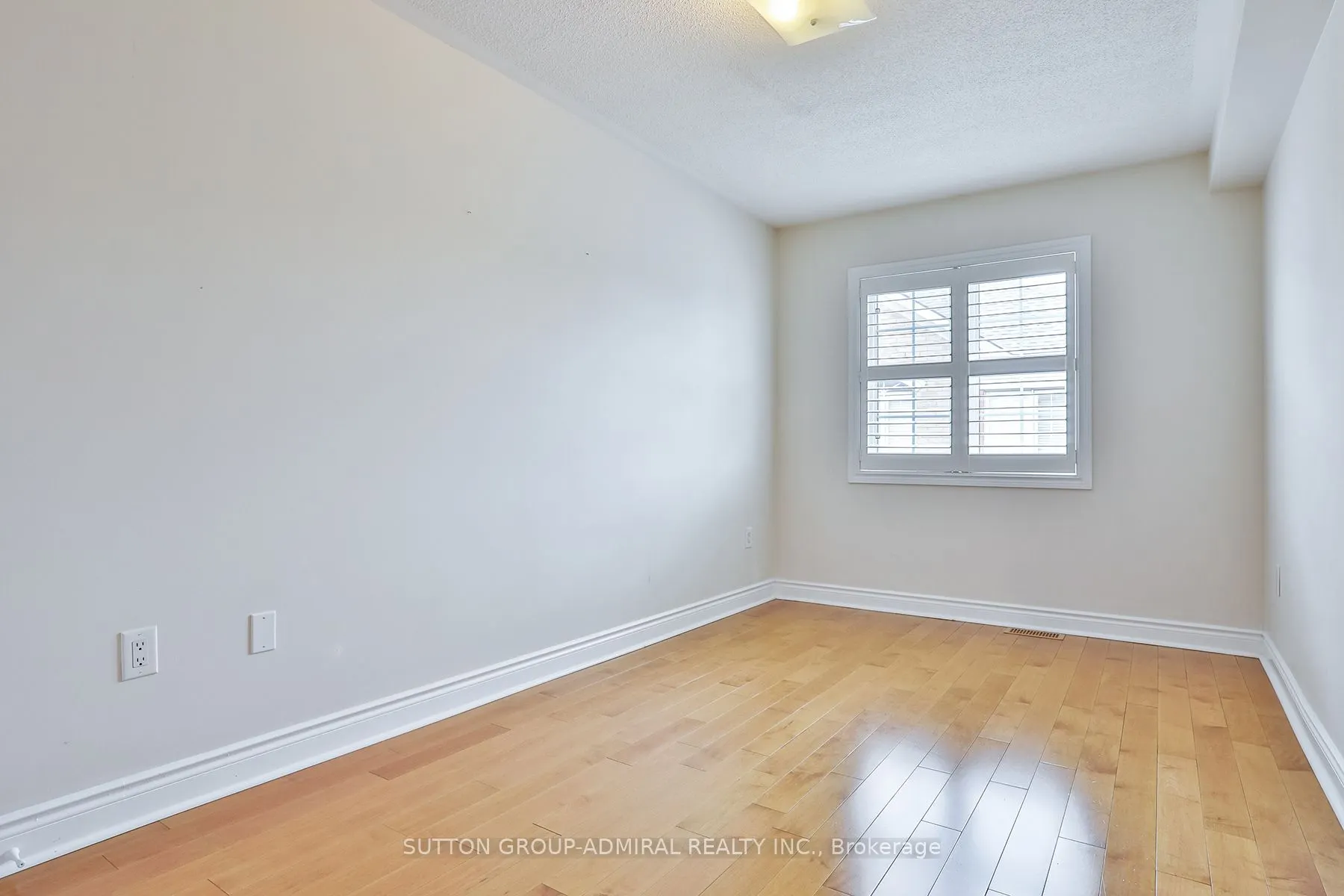 8 Brighton Place, #12