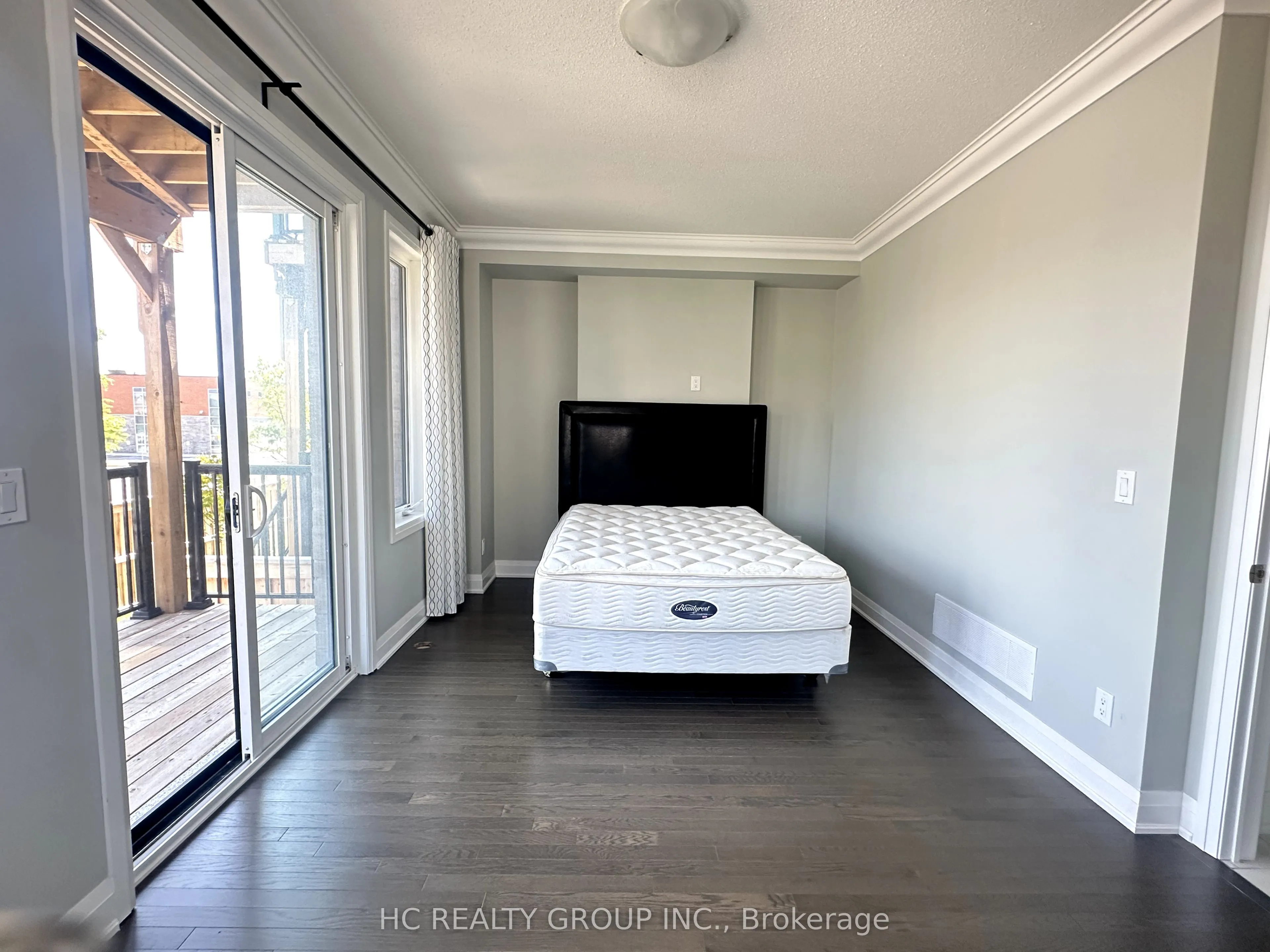 110 Carole Bell Way