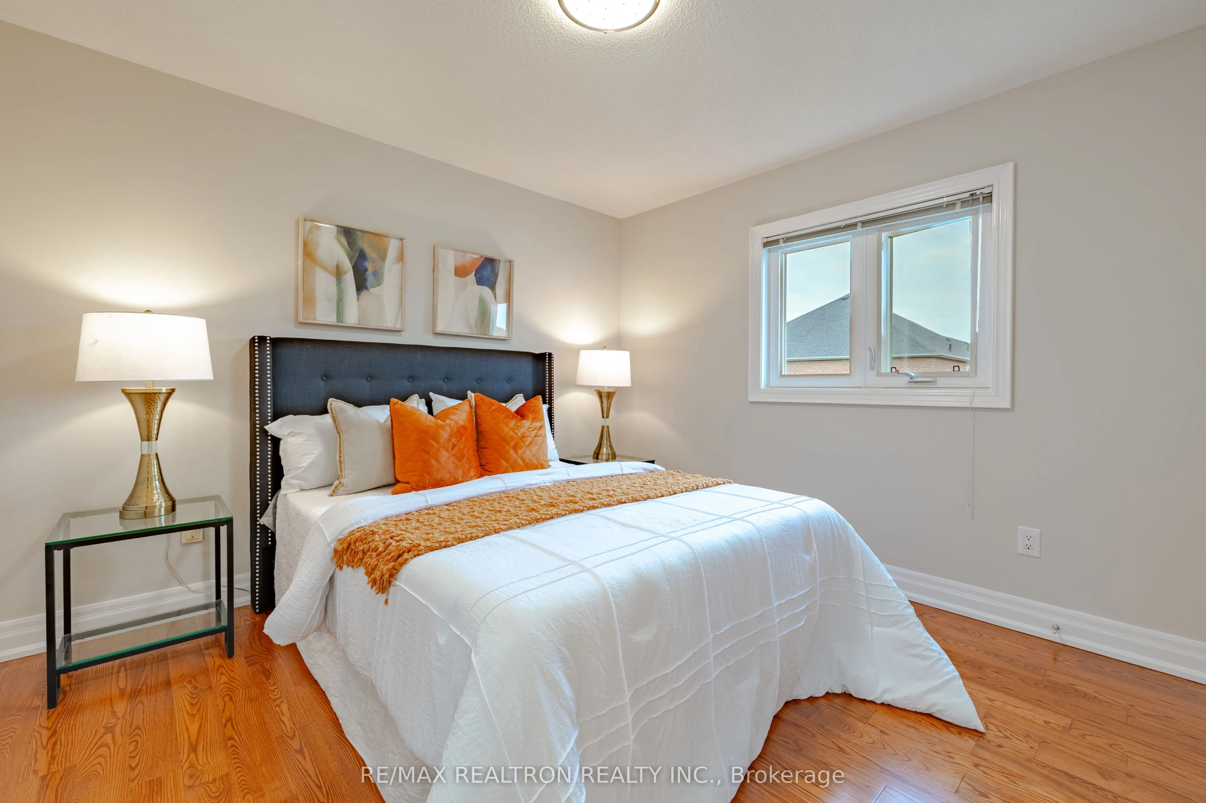 28 Marydale Avenue