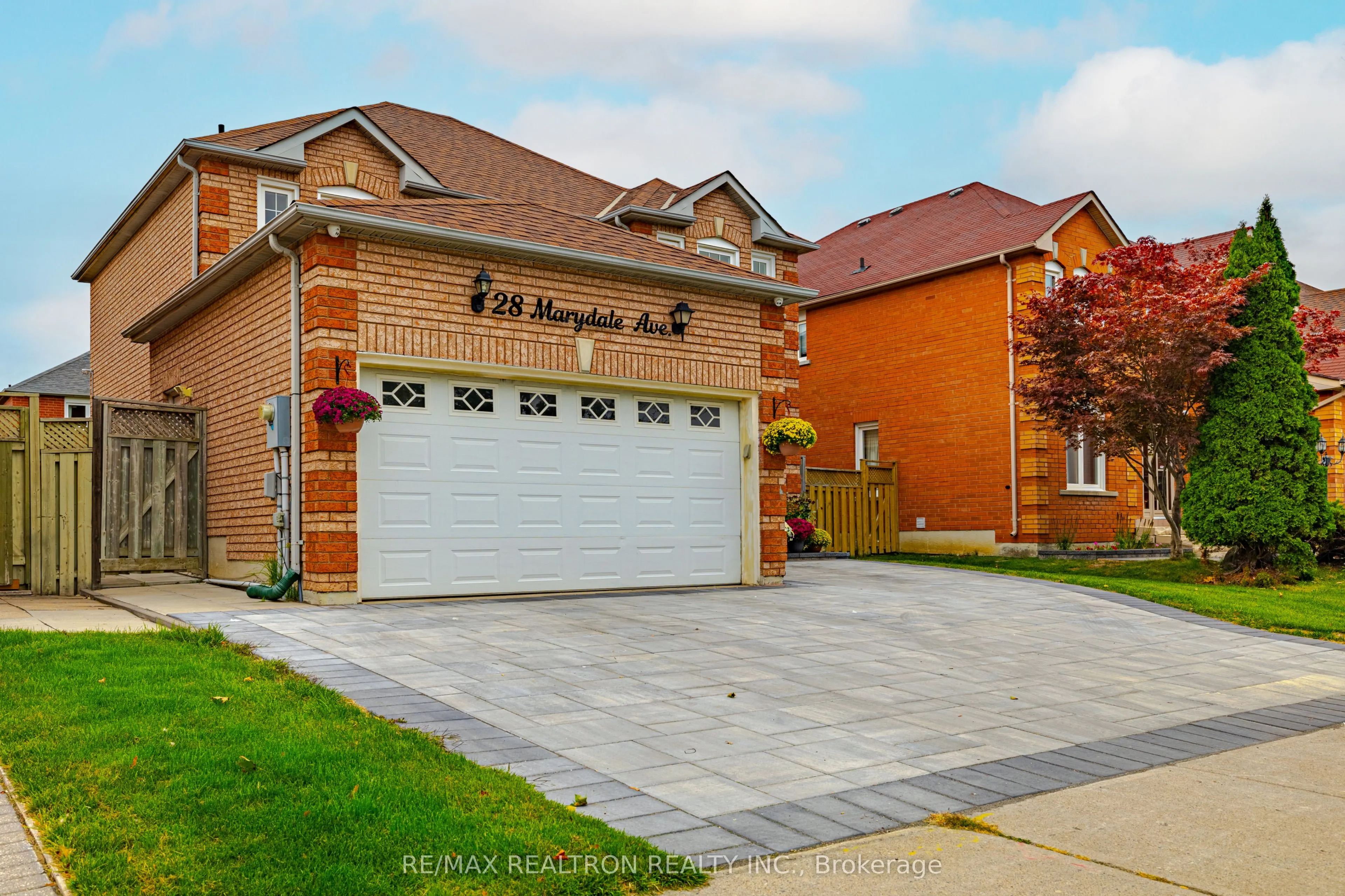 28 Marydale Avenue