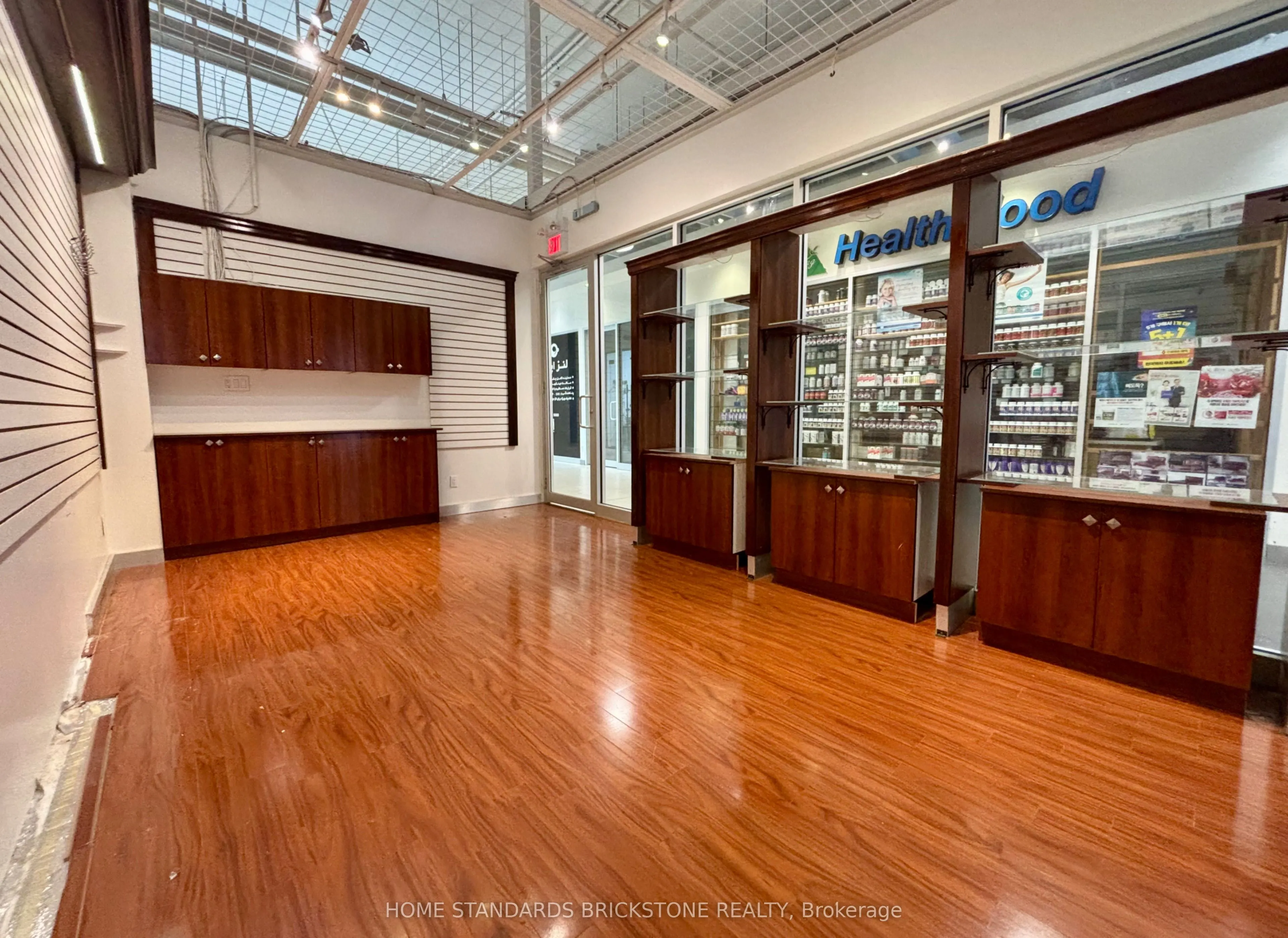 7181 Yonge Street, #97