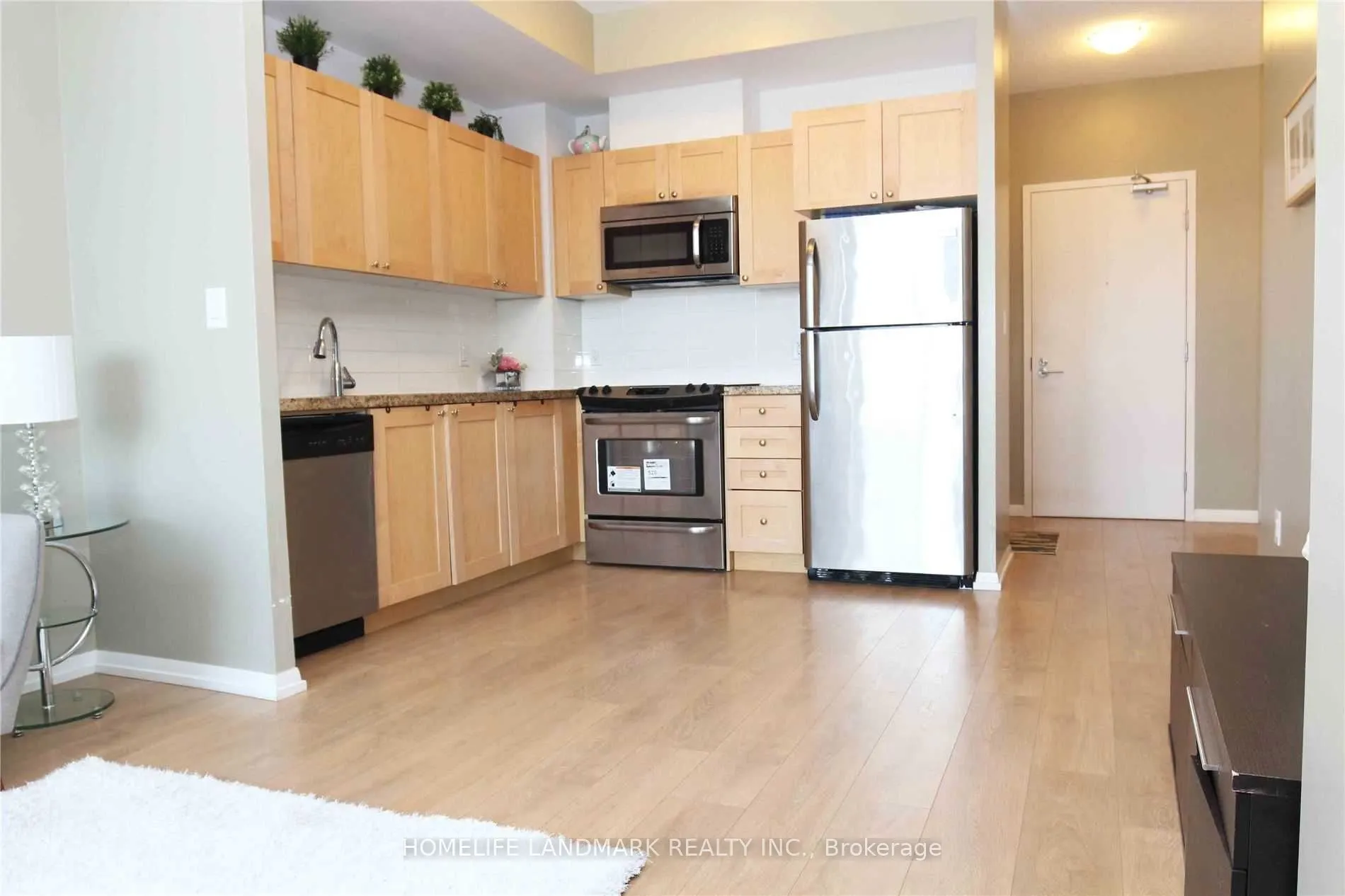 540 Bur Oak Avenue, #333