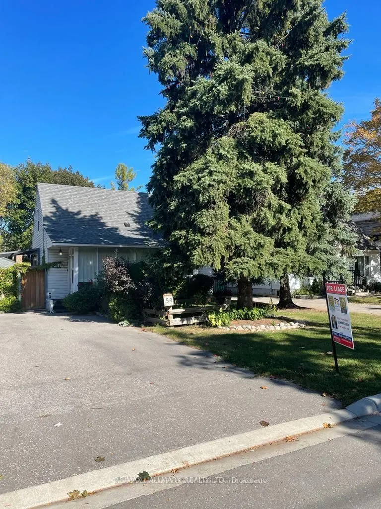 54 Highland Park Boulevard E