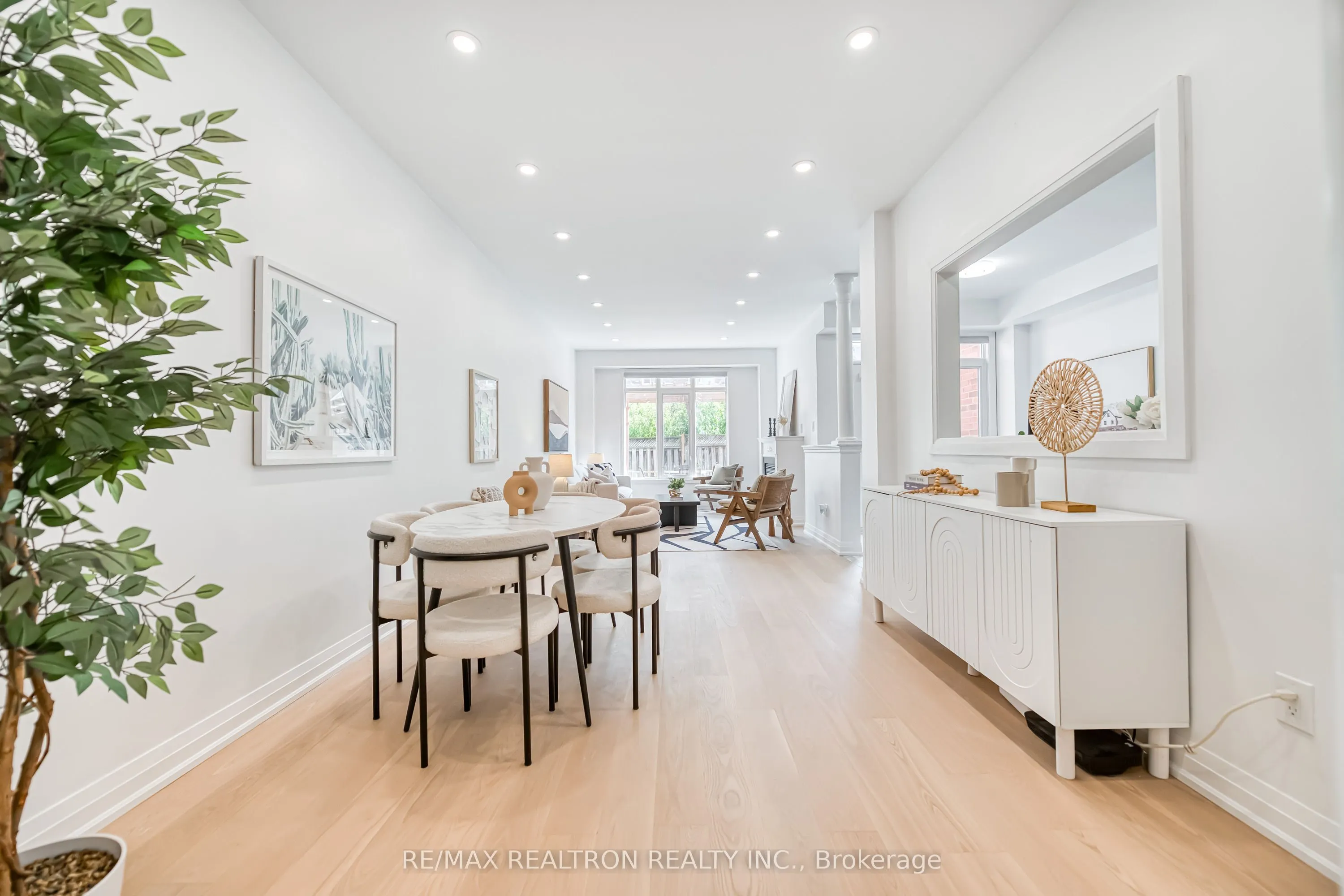 45 Copperstone Crescent