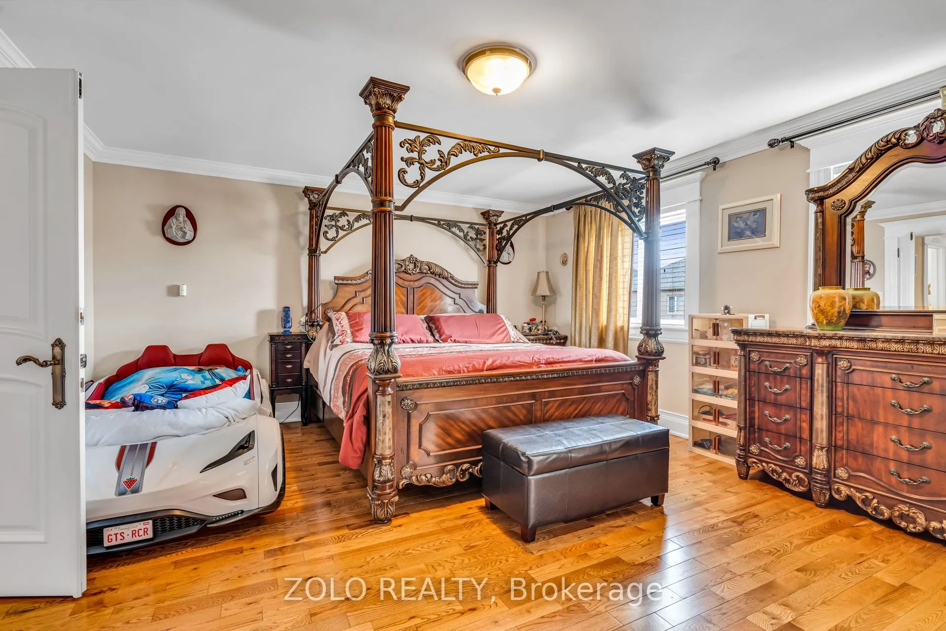 15 Ozner Crescent