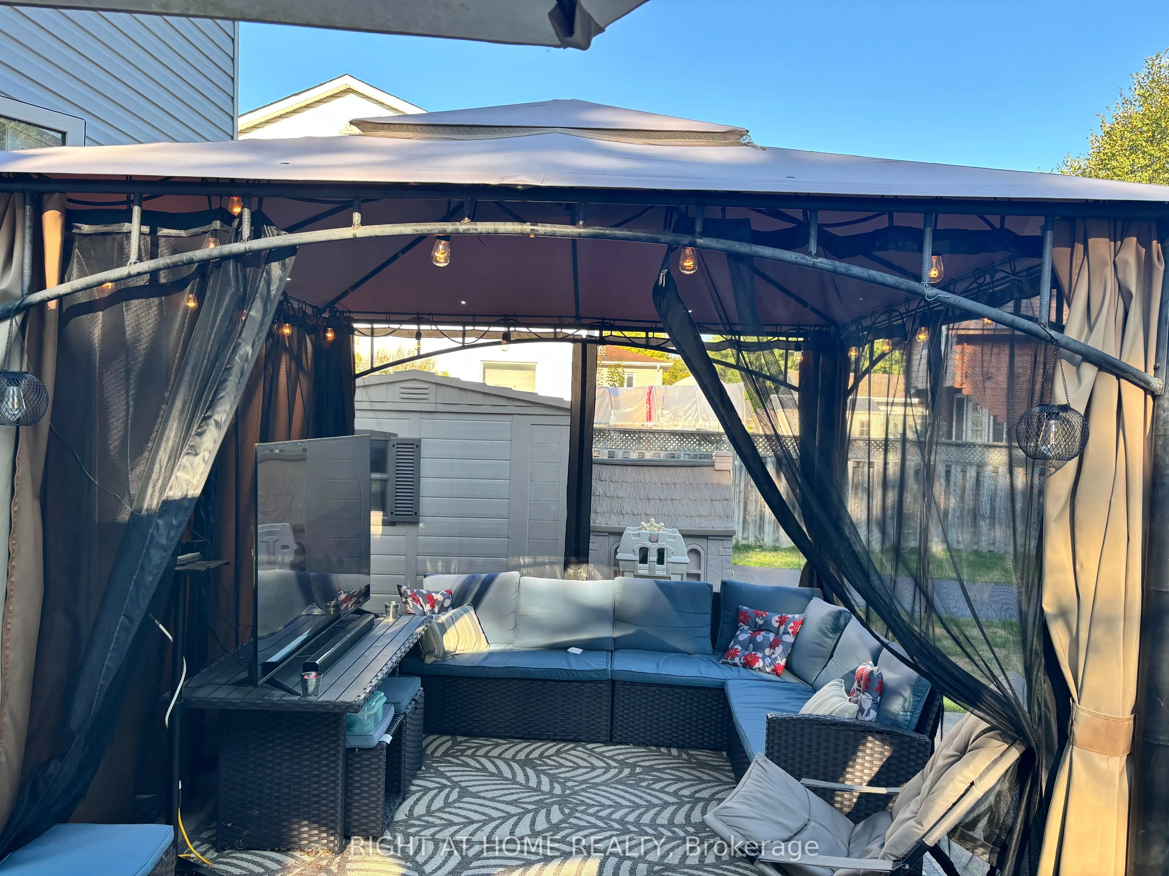 48 Michael St Street