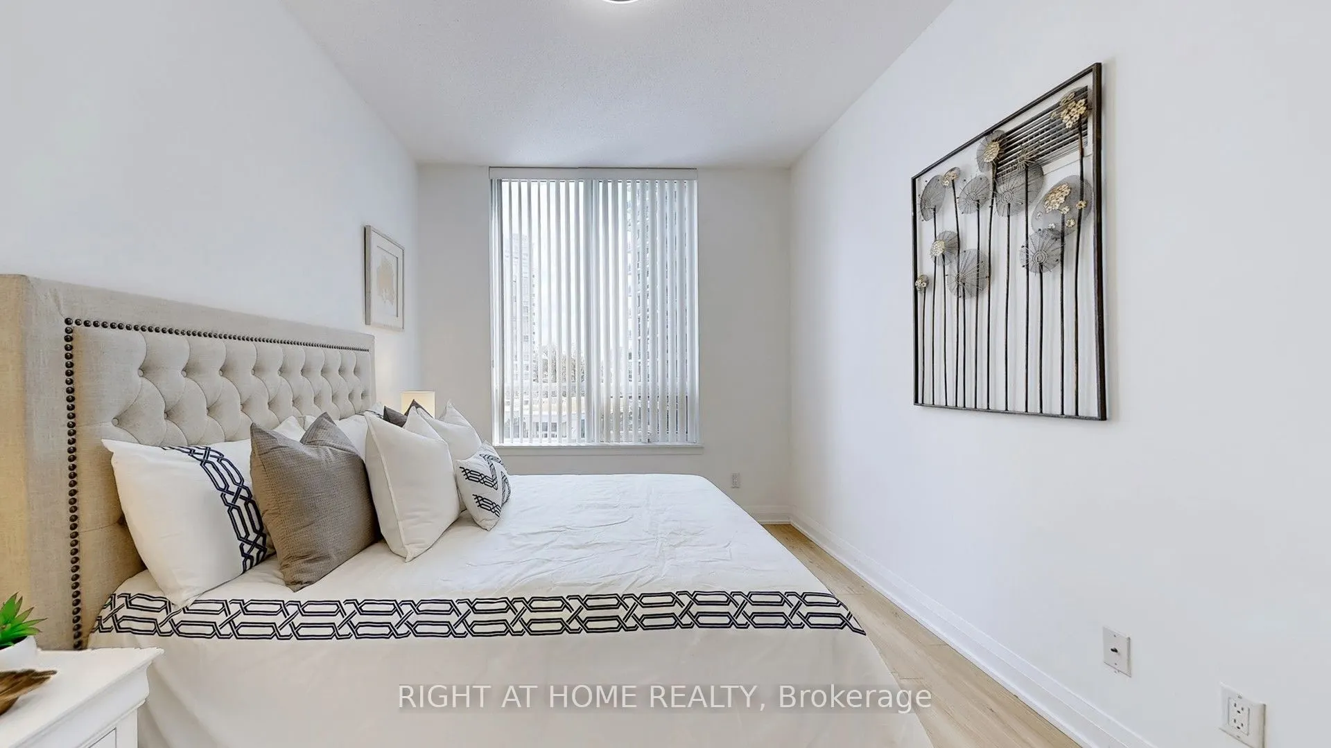 95 North Park Road, #PH16