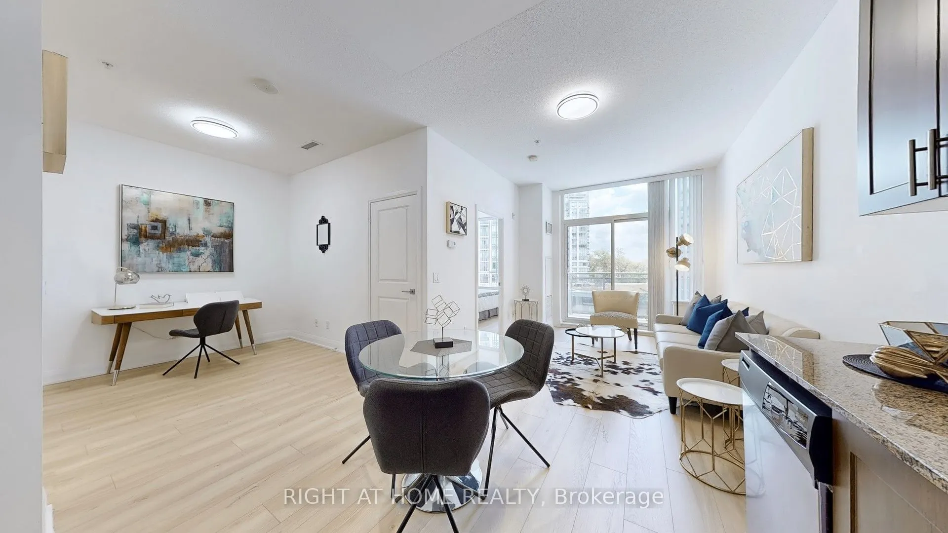 95 North Park Road, #PH16