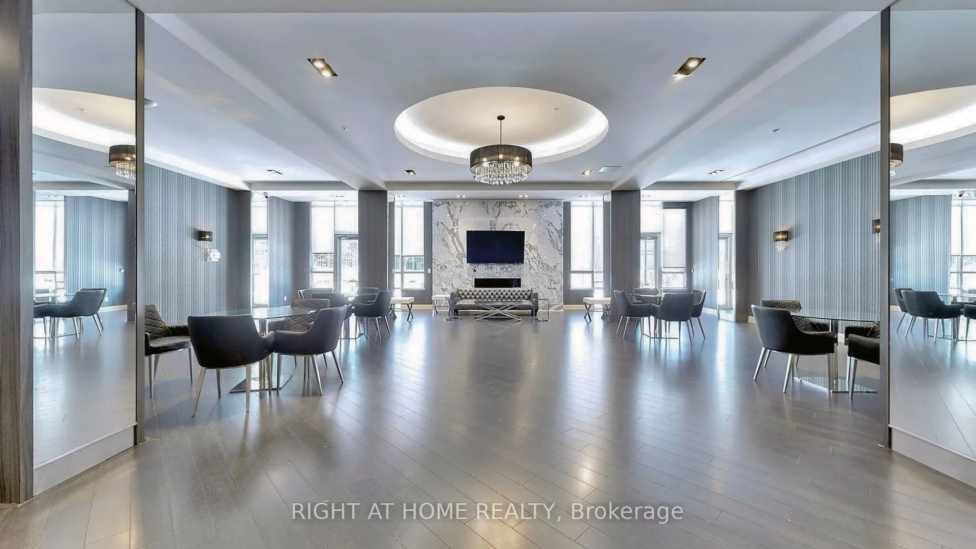 95 North Park Road, #PH16